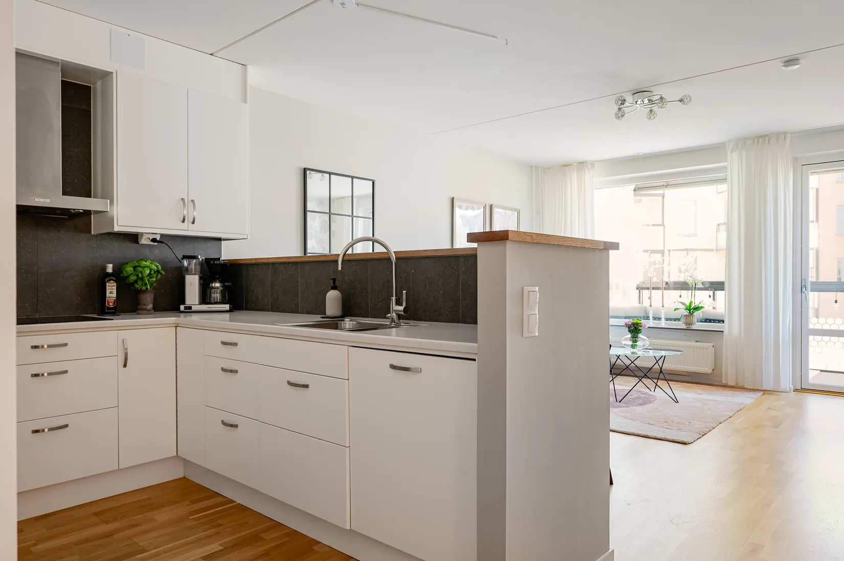 Bostadsrätt, Byalagsvägen 4B, Stuvsta centrum, Huddinge