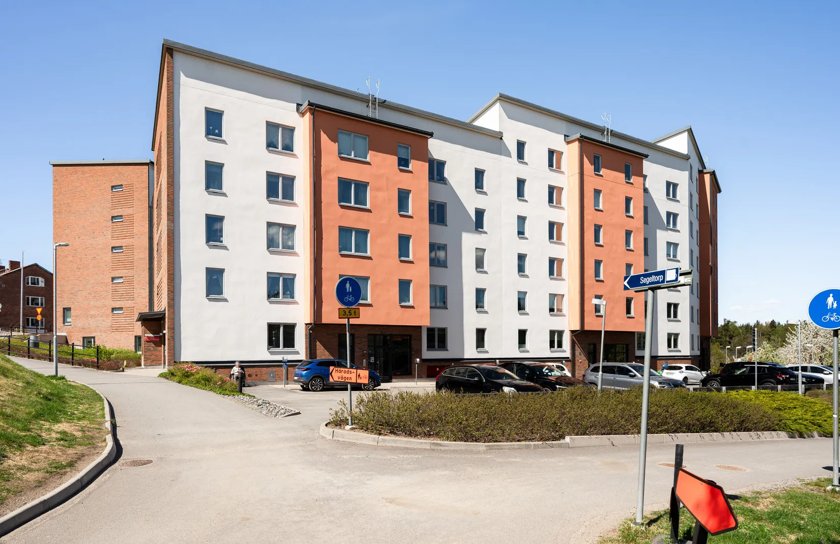 Bostadsrätt, Byalagsvägen 4B, Stuvsta centrum, Huddinge