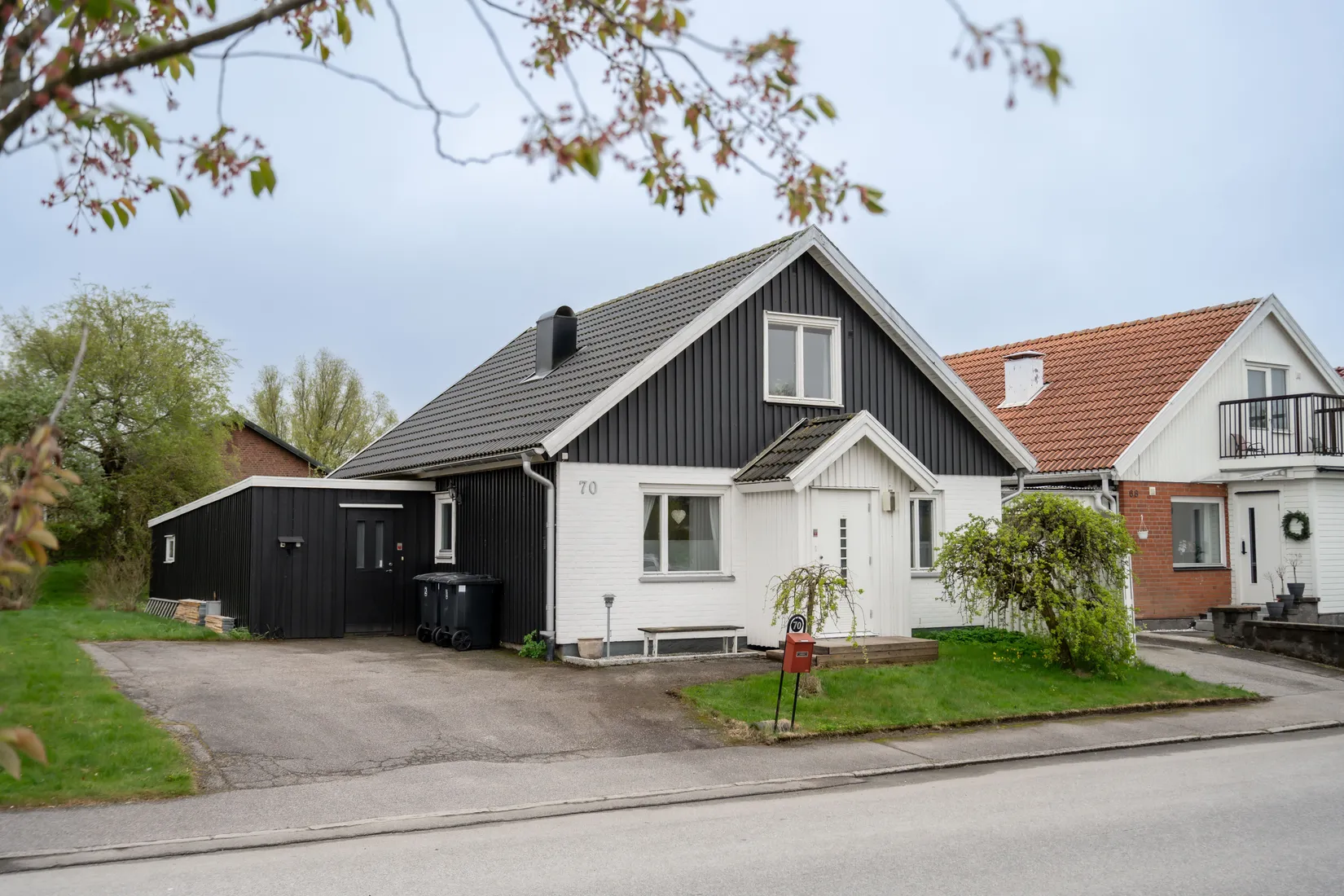 Villa, Radhus, Hansinggatan 70, Hulta, Borås