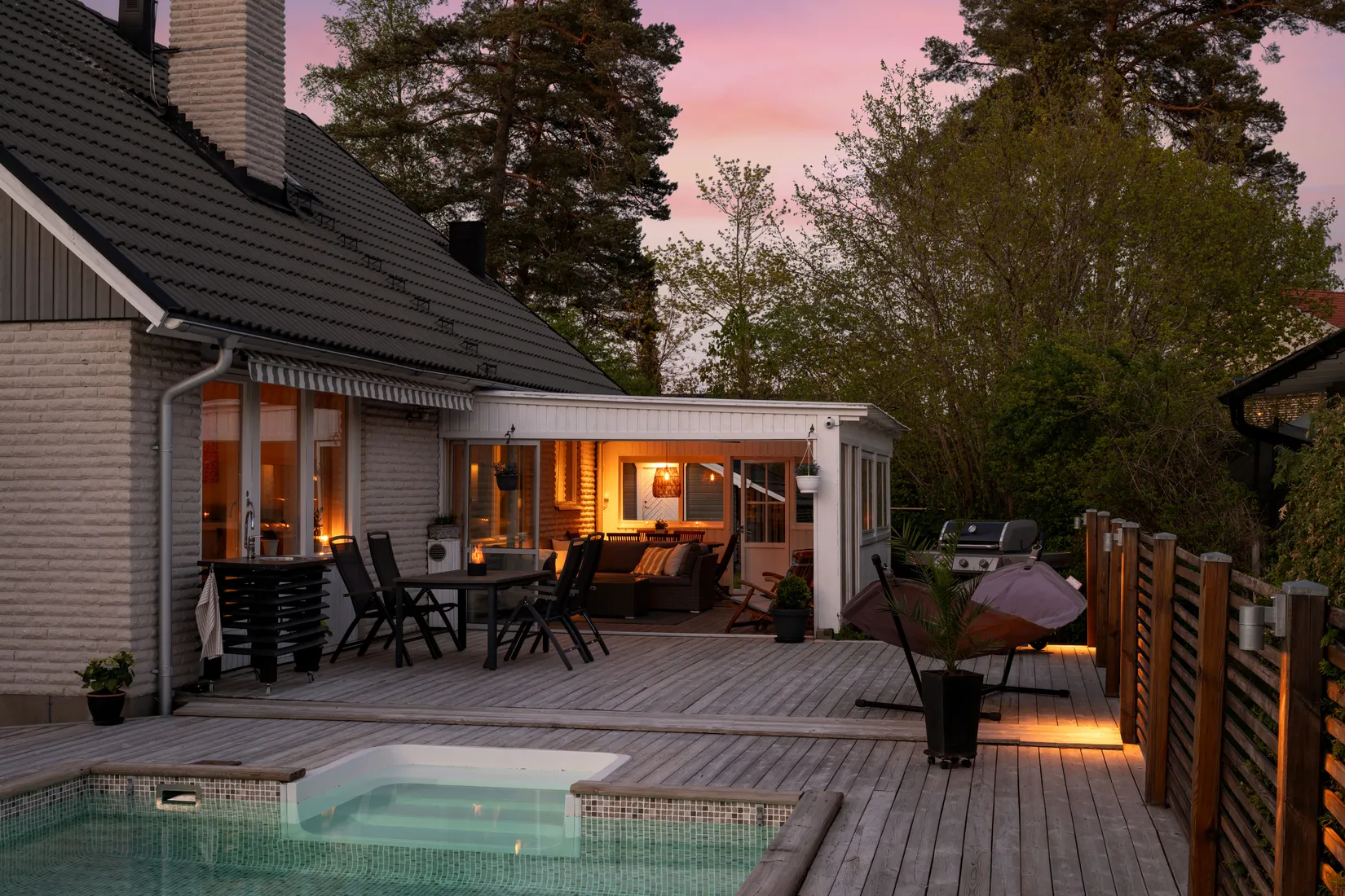 Villa, Stråkvägen 56, Ensta, Täby