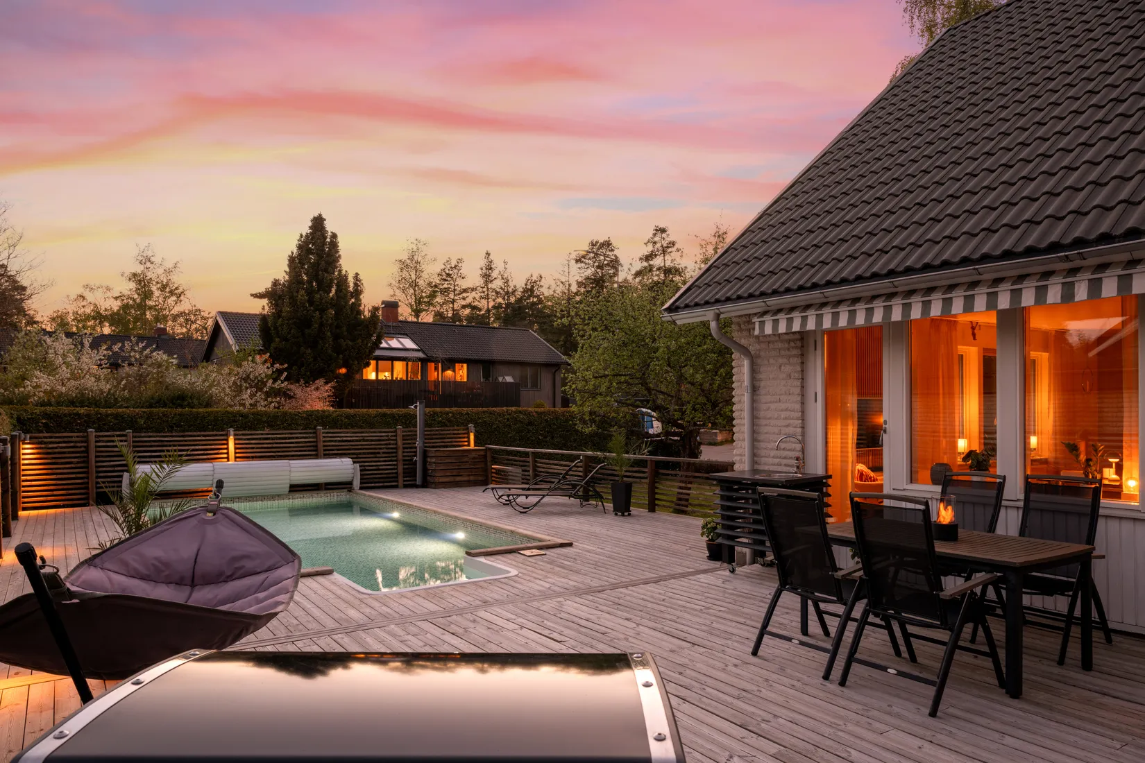 Villa, Stråkvägen 56, Ensta, Täby
