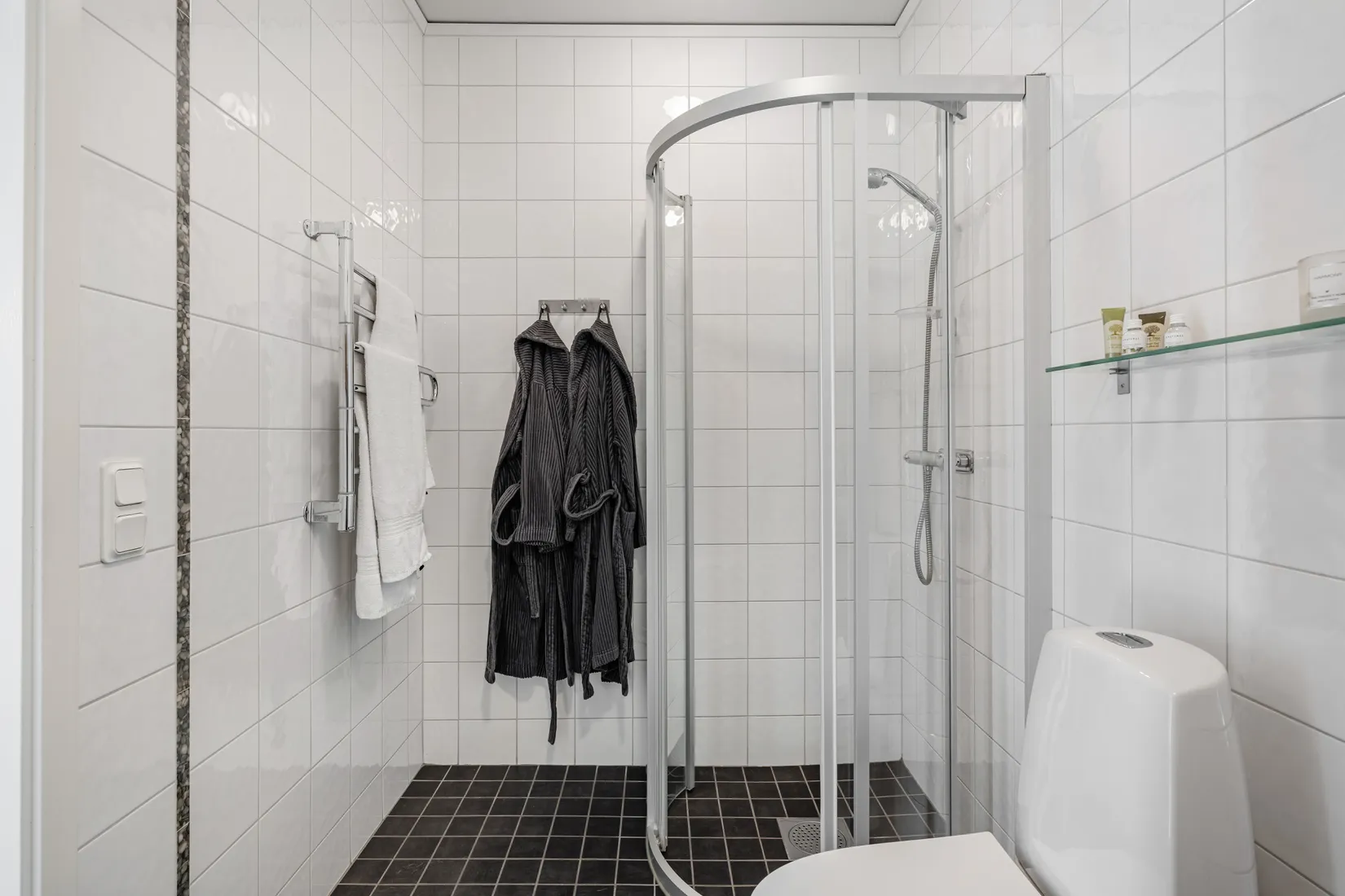 Villa, LÖVBRUNNAVÄGEN 24, Lövbrunna, Täby