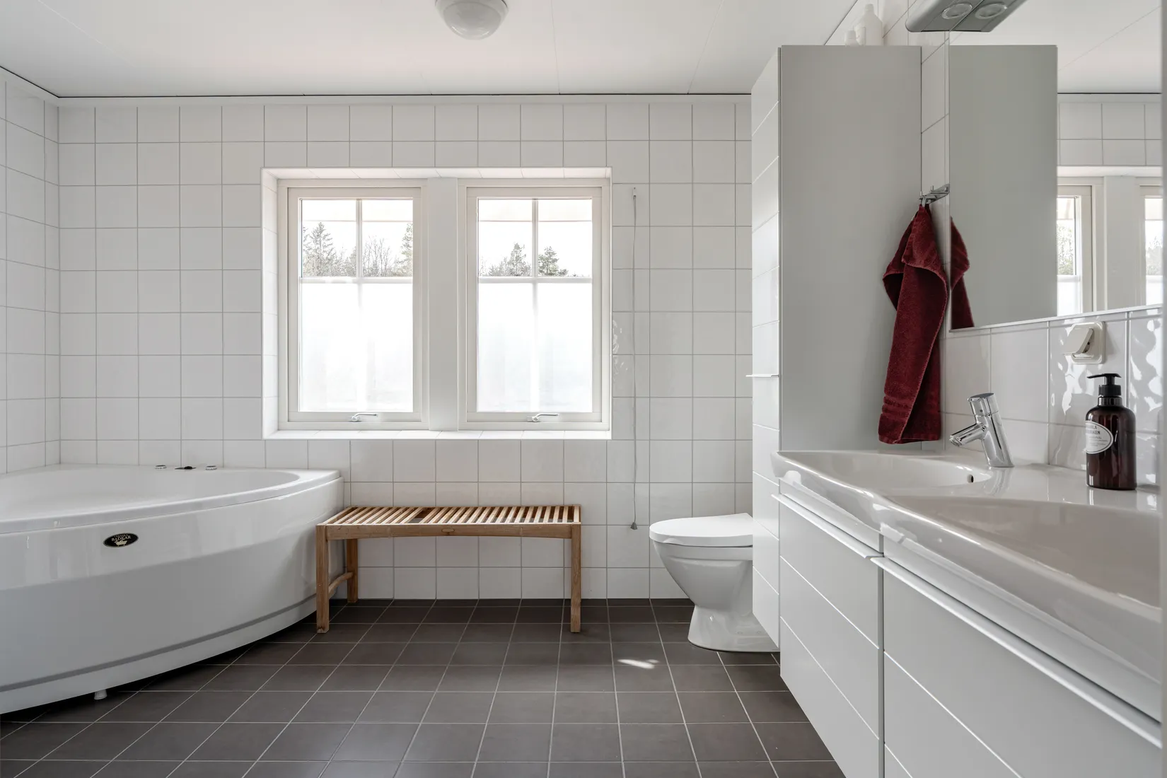 Villa, LÖVBRUNNAVÄGEN 24, Lövbrunna, Täby