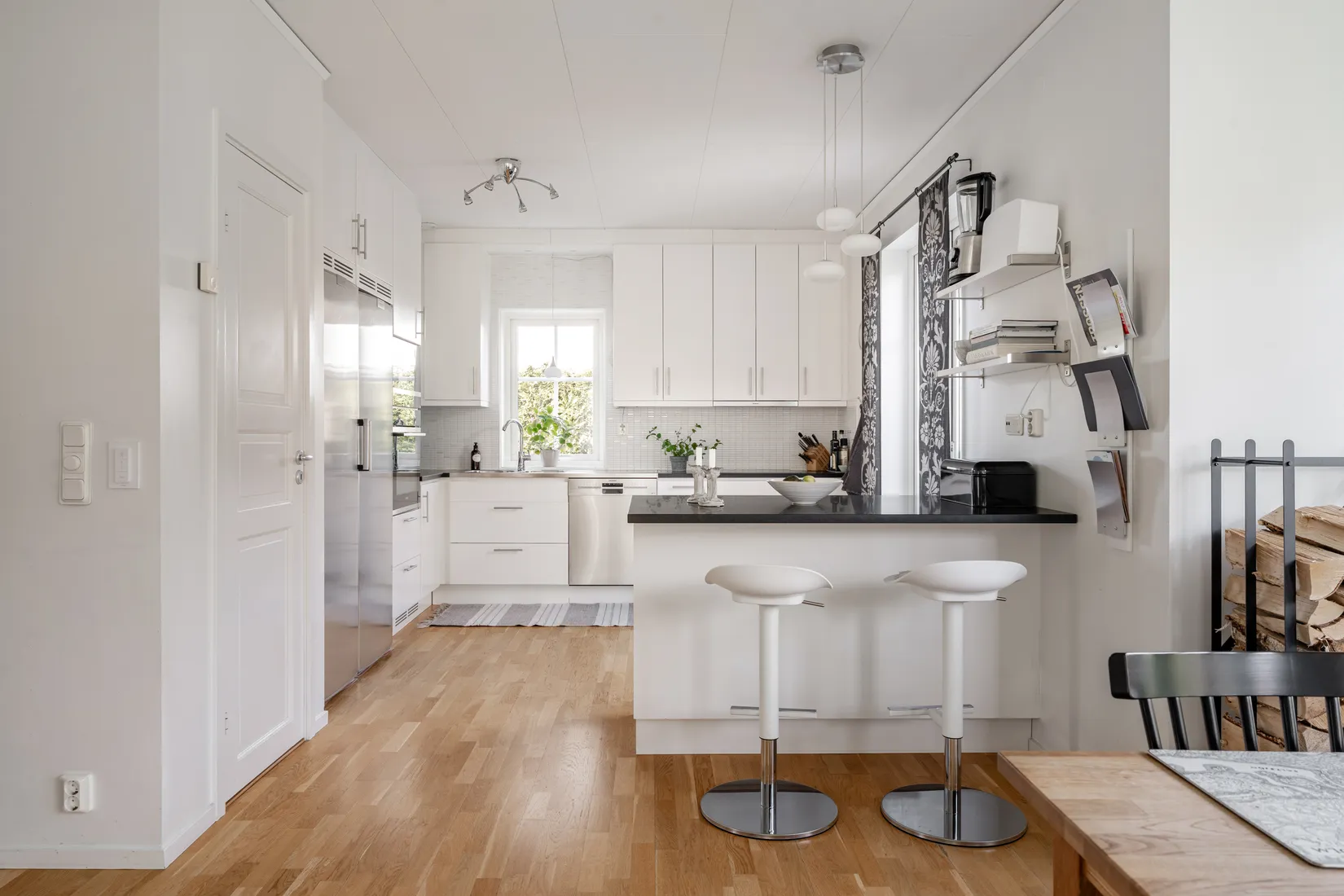 Villa, LÖVBRUNNAVÄGEN 24, Lövbrunna, Täby