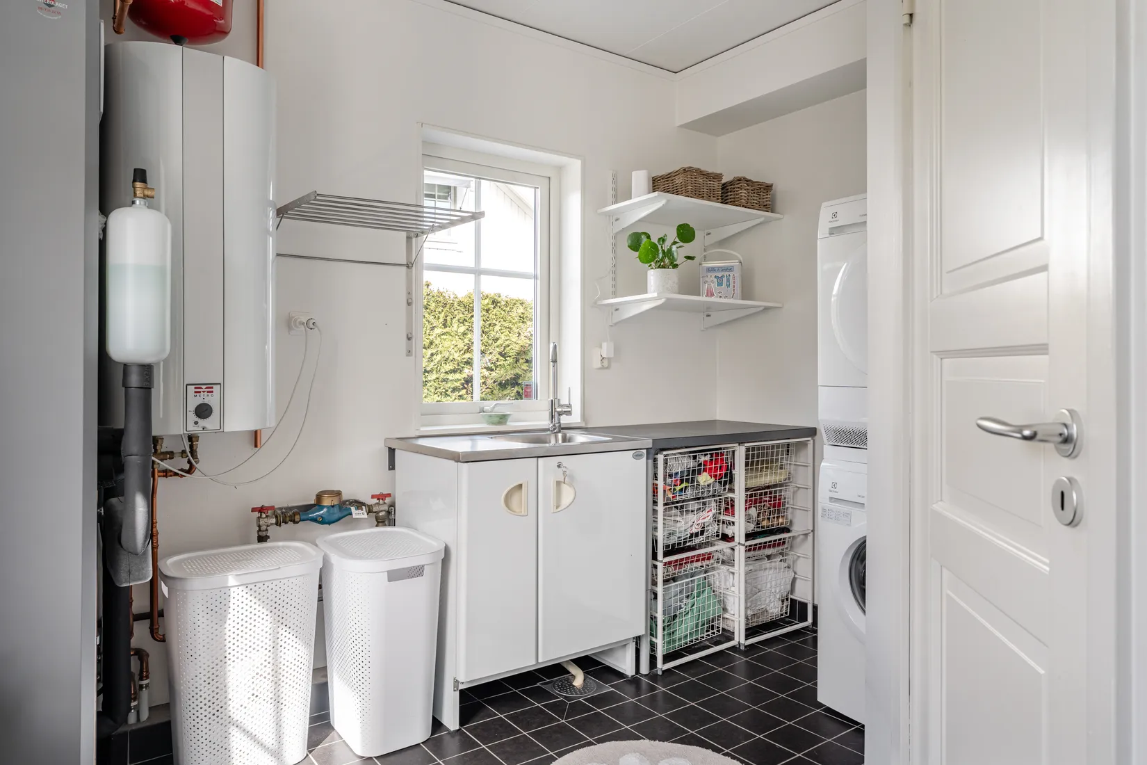 Villa, LÖVBRUNNAVÄGEN 24, Lövbrunna, Täby