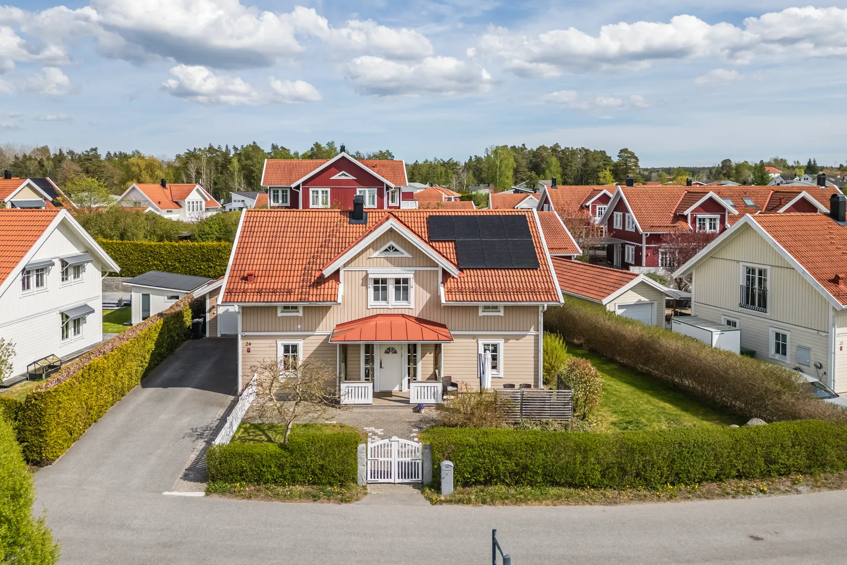 Villa, LÖVBRUNNAVÄGEN 24, Lövbrunna, Täby