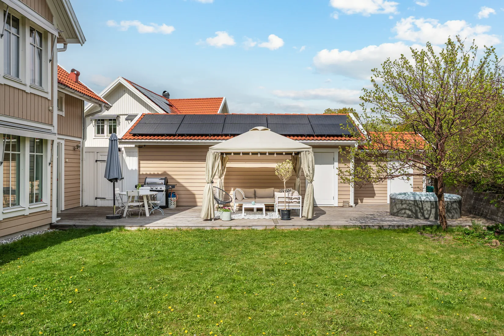 Villa, LÖVBRUNNAVÄGEN 24, Lövbrunna, Täby