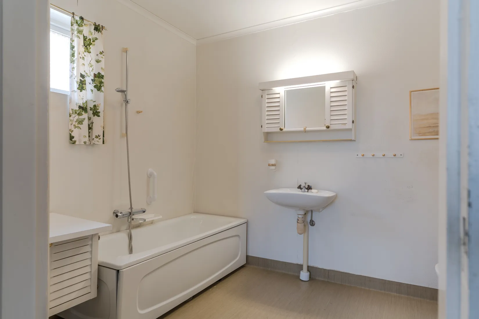 Villa, Västra Trädgårdsgatan 23, Centrum, Nyköping