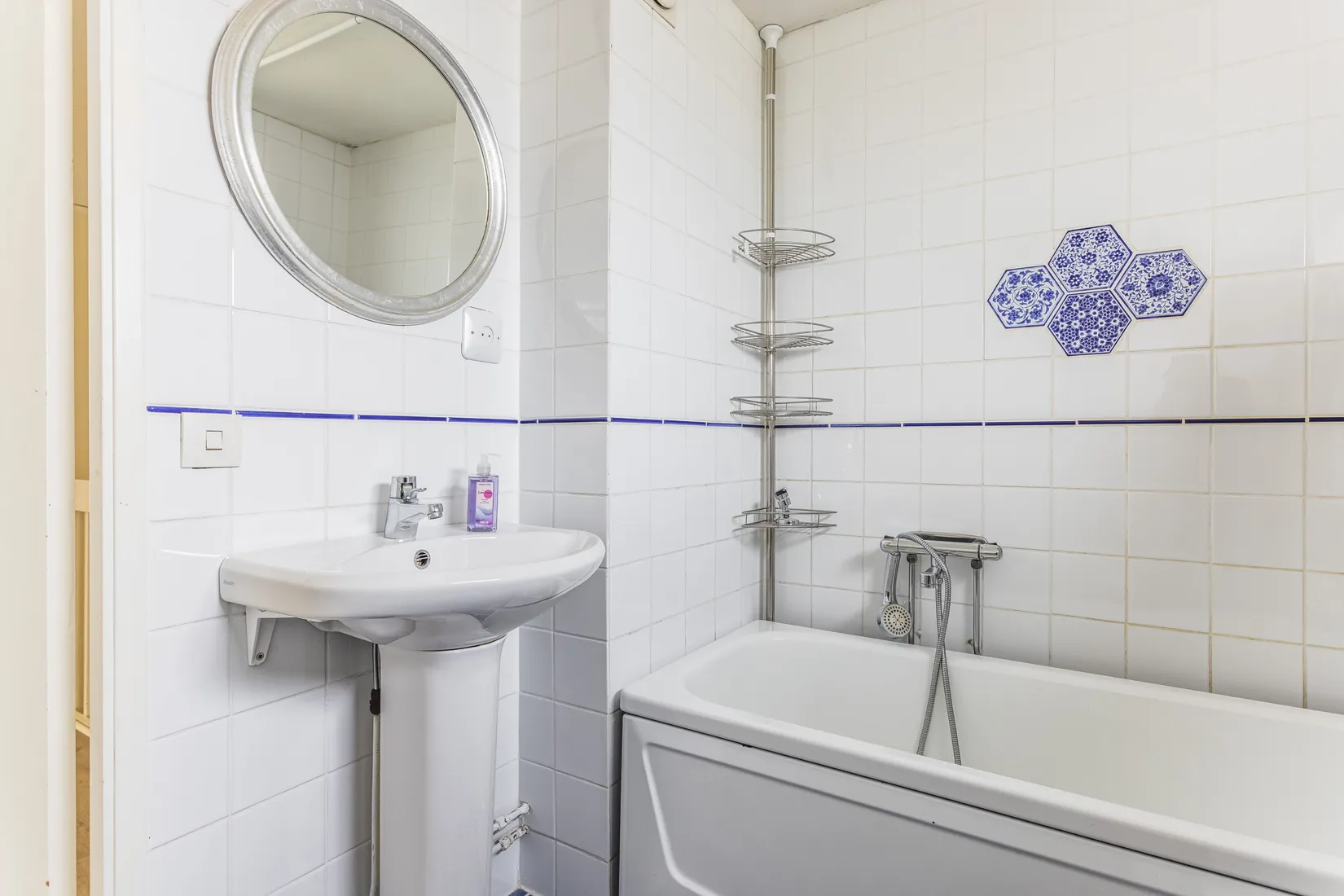 Villa, Radhus, Hantverksvägen 25, Smedby, Österåker