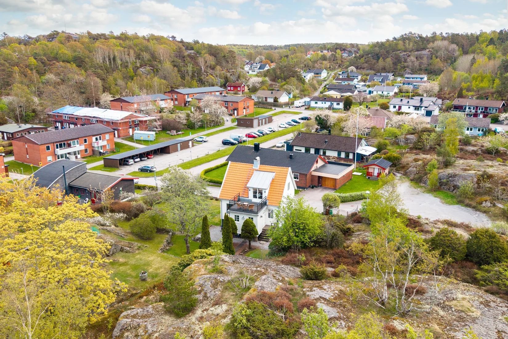 Villa, Majlyckevägen 4, Ellös – charmigt kustsamhälle med genuin skärgårdskänsla, Orust