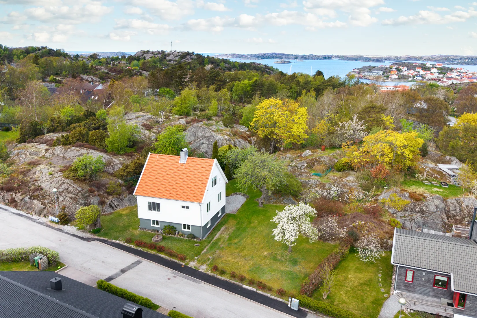 Villa, Majlyckevägen 4, Ellös – charmigt kustsamhälle med genuin skärgårdskänsla, Orust