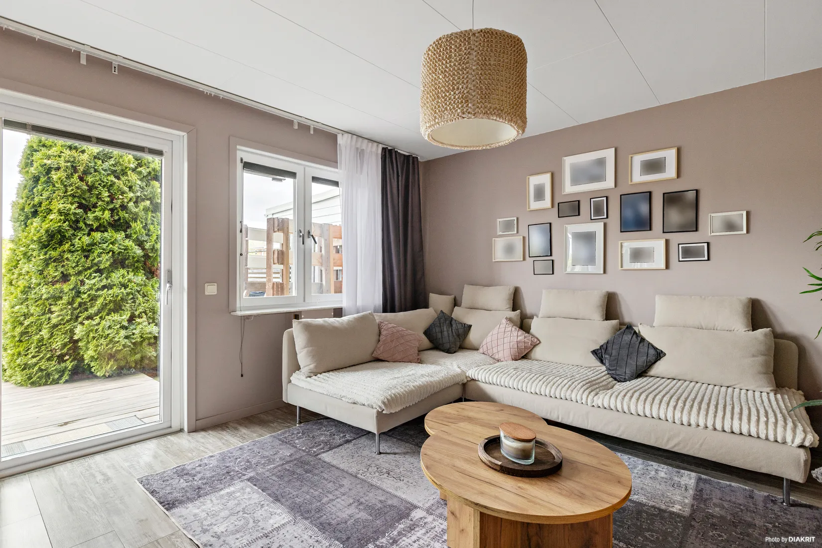 Radhus, Willéngatan 74, Kumlaby, Kumla