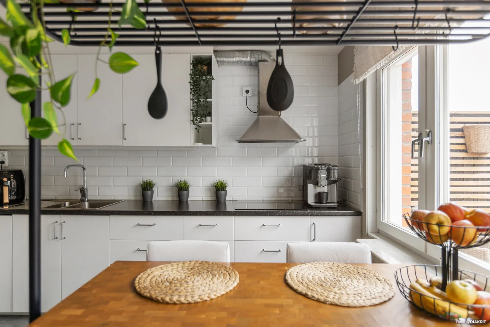 Radhus, Willéngatan 74, Kumlaby, Kumla