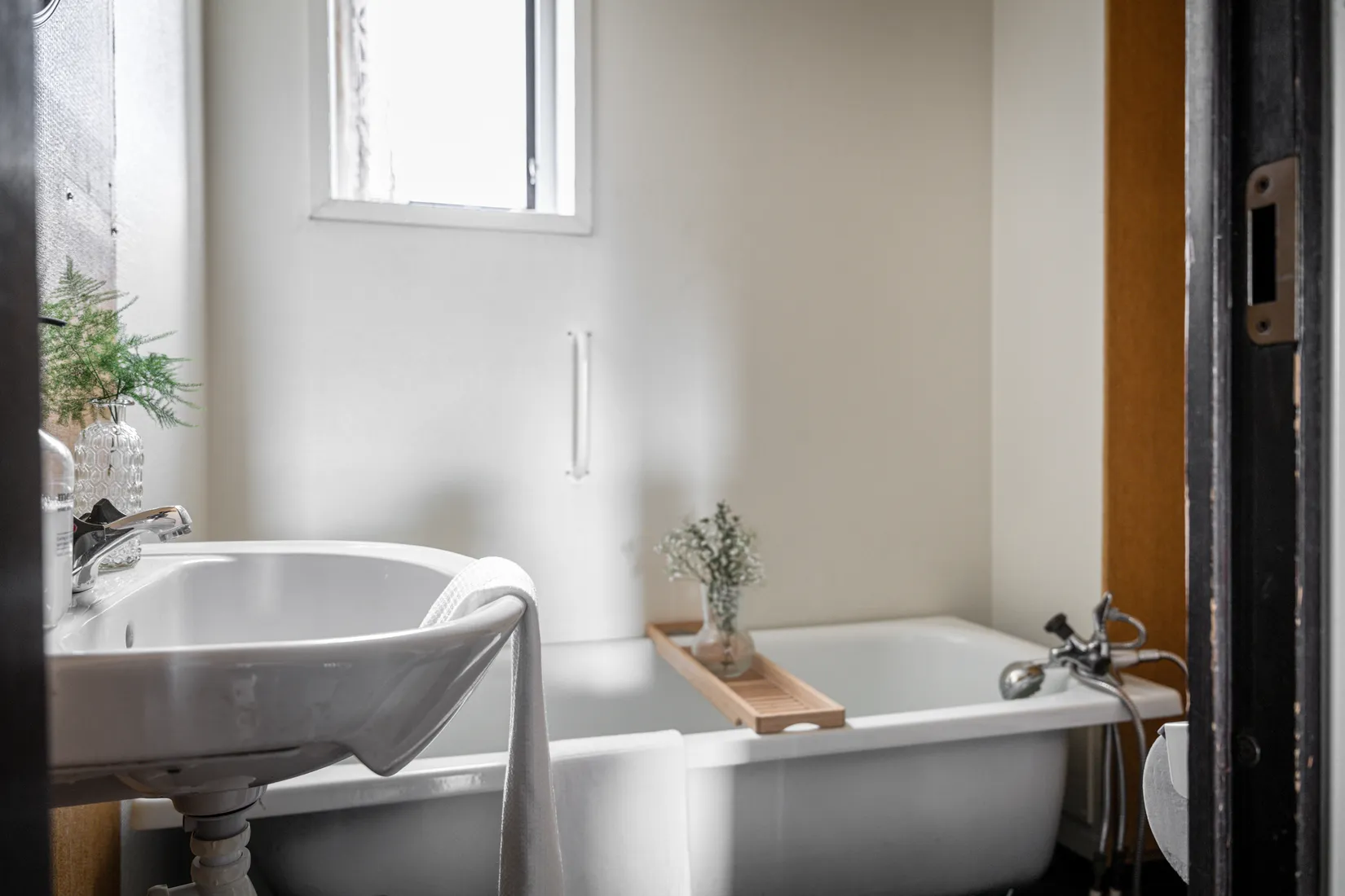 Villa, Radhus, Sjövallavägen 18, Alafors, Ale