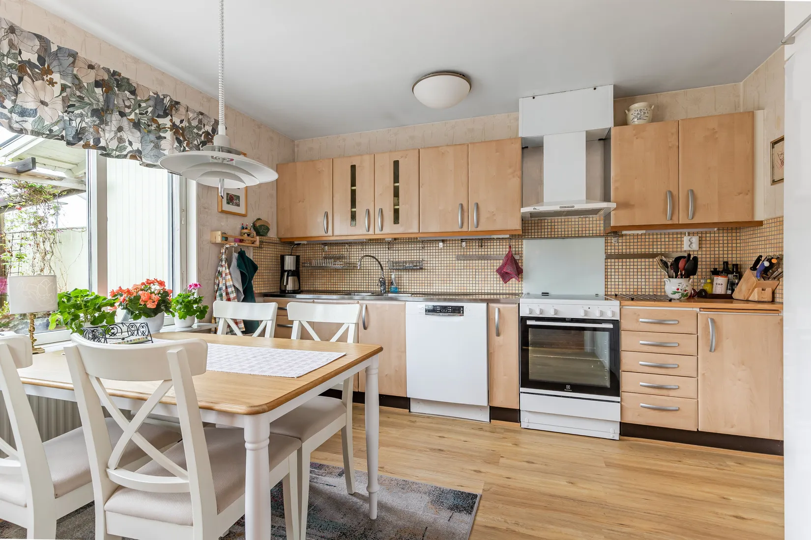Radhus, Stenvägen 61C, Stenvägen, Strängnäs