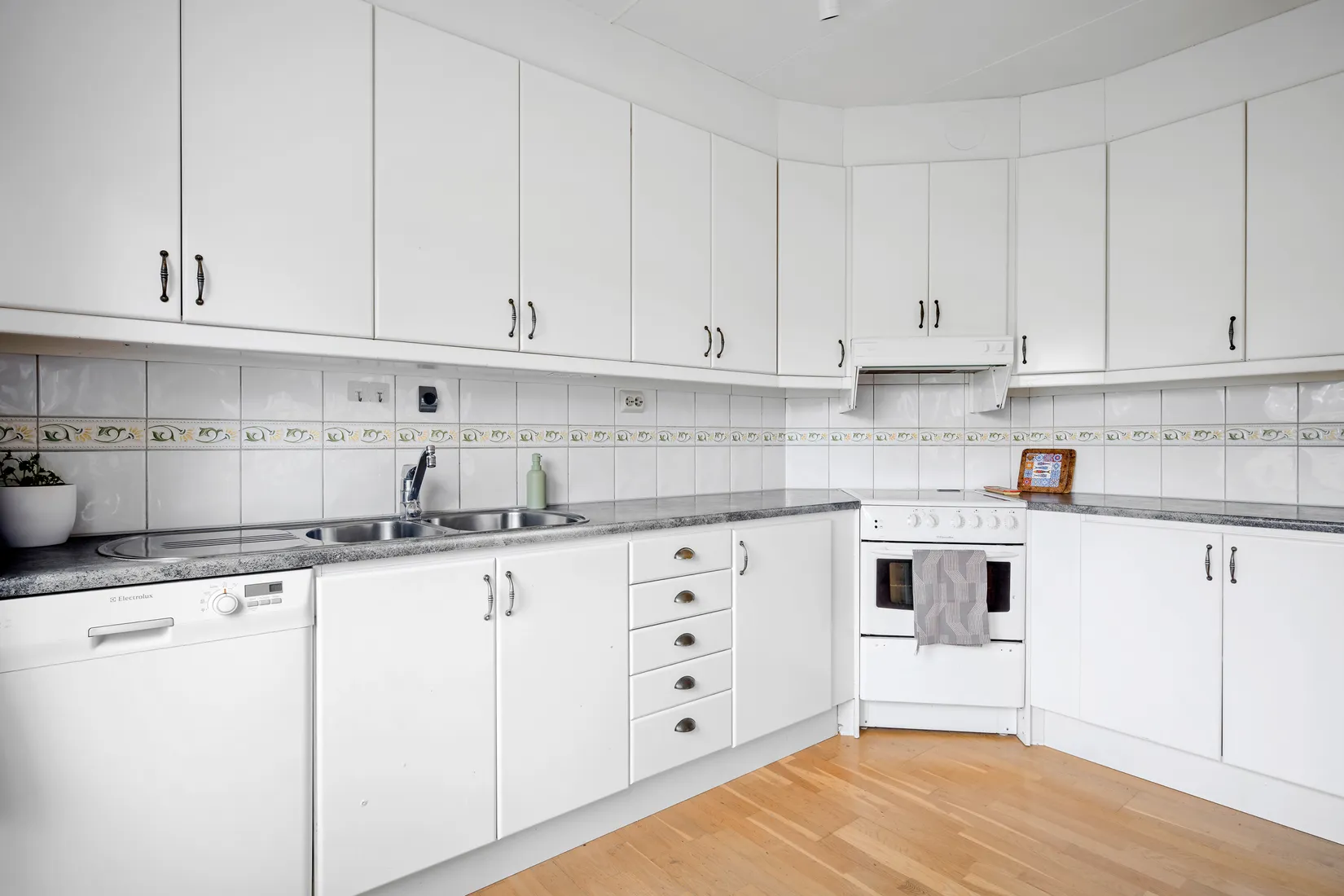 Bostadsrätt, Friherregatan 43, Hässelby Gård, Stockholm