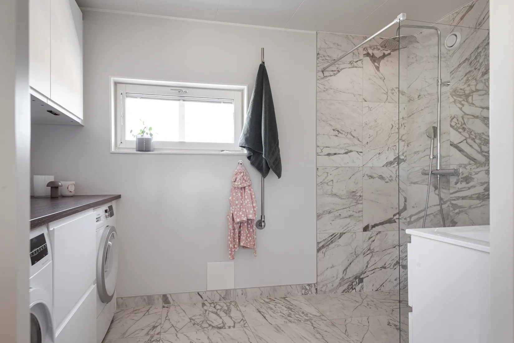 Bostadsrätt, Radhus, Kaveldunsvägen 4, Härryda
