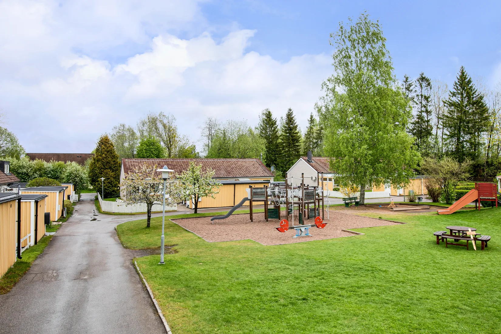 Radhus, Brisgatan 20, Andersberg, Gävle