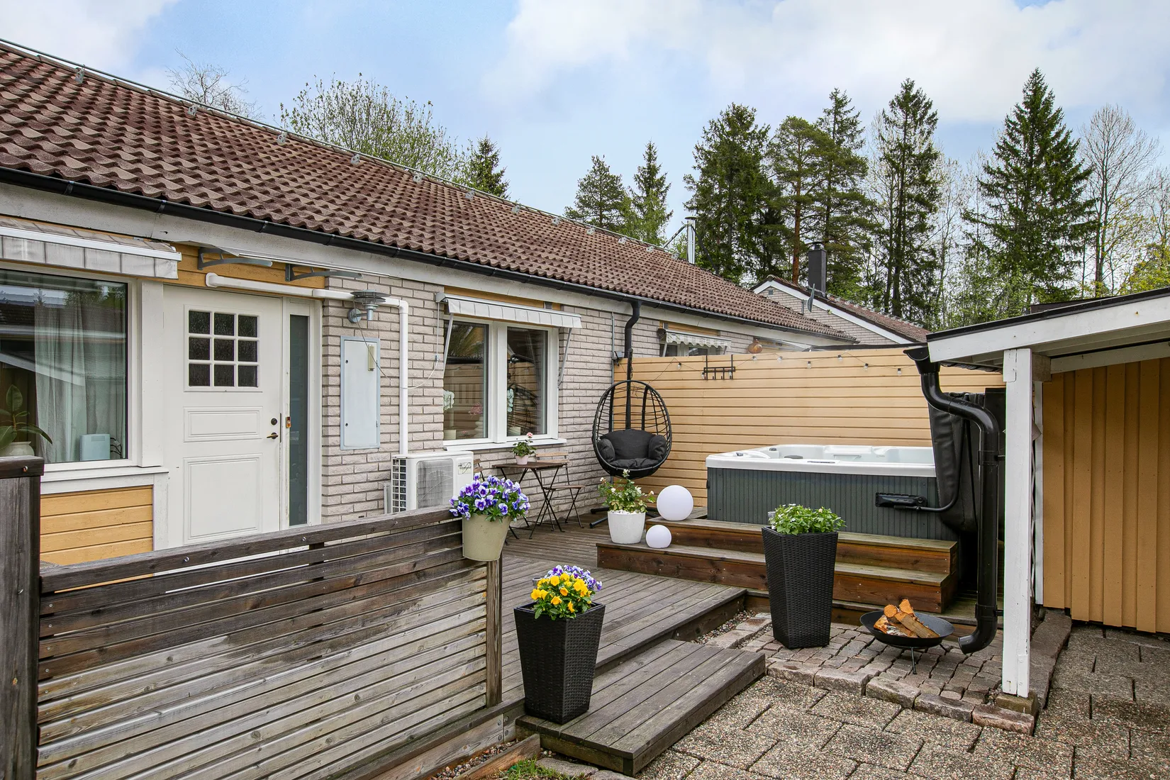 Radhus, Brisgatan 20, Andersberg, Gävle