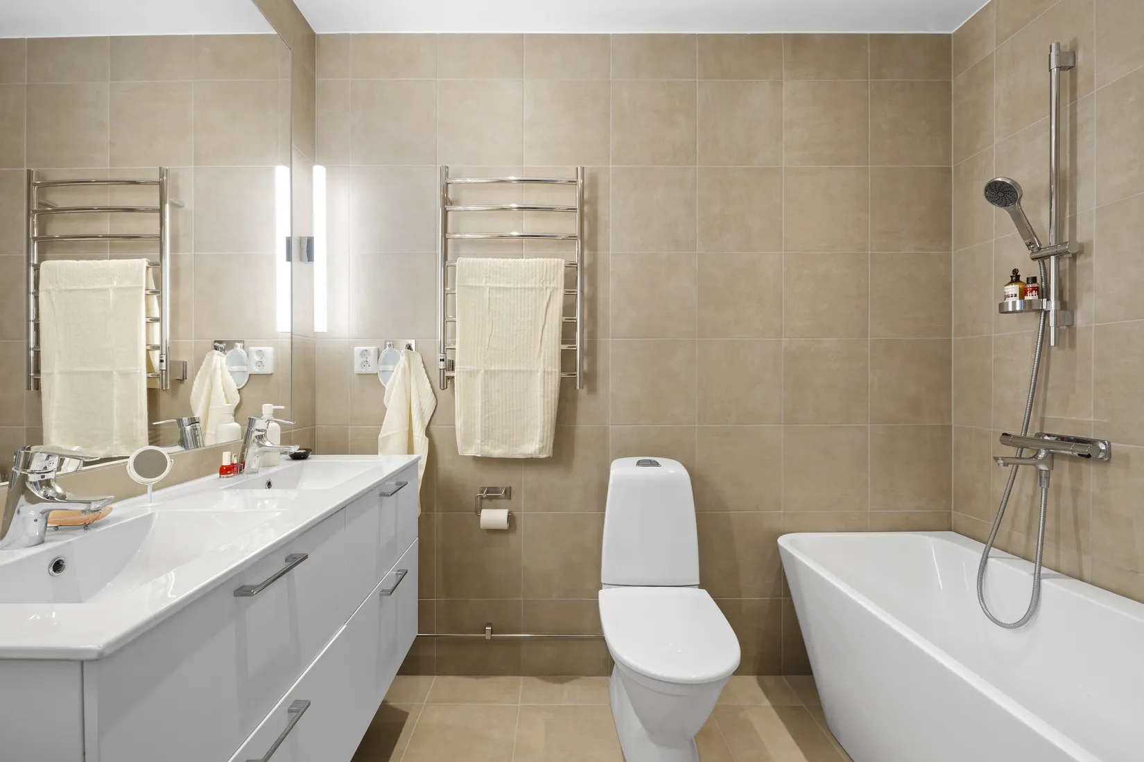 Bostadsrätt, Radhus, Djäknegatan 80B, Kapellgärdet, Uppsala