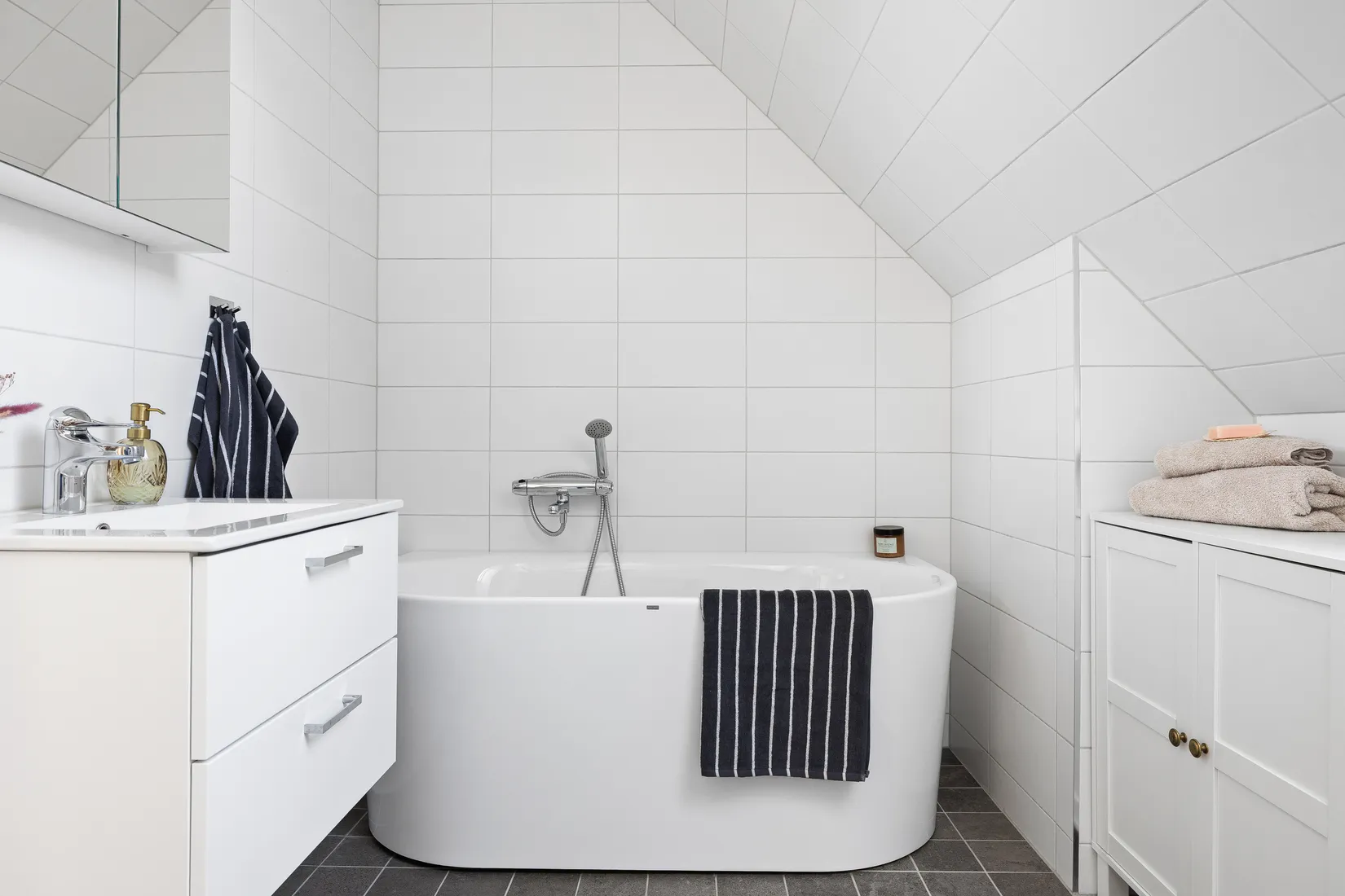 Villa, Poesigatan 8, Svarte, Ystad