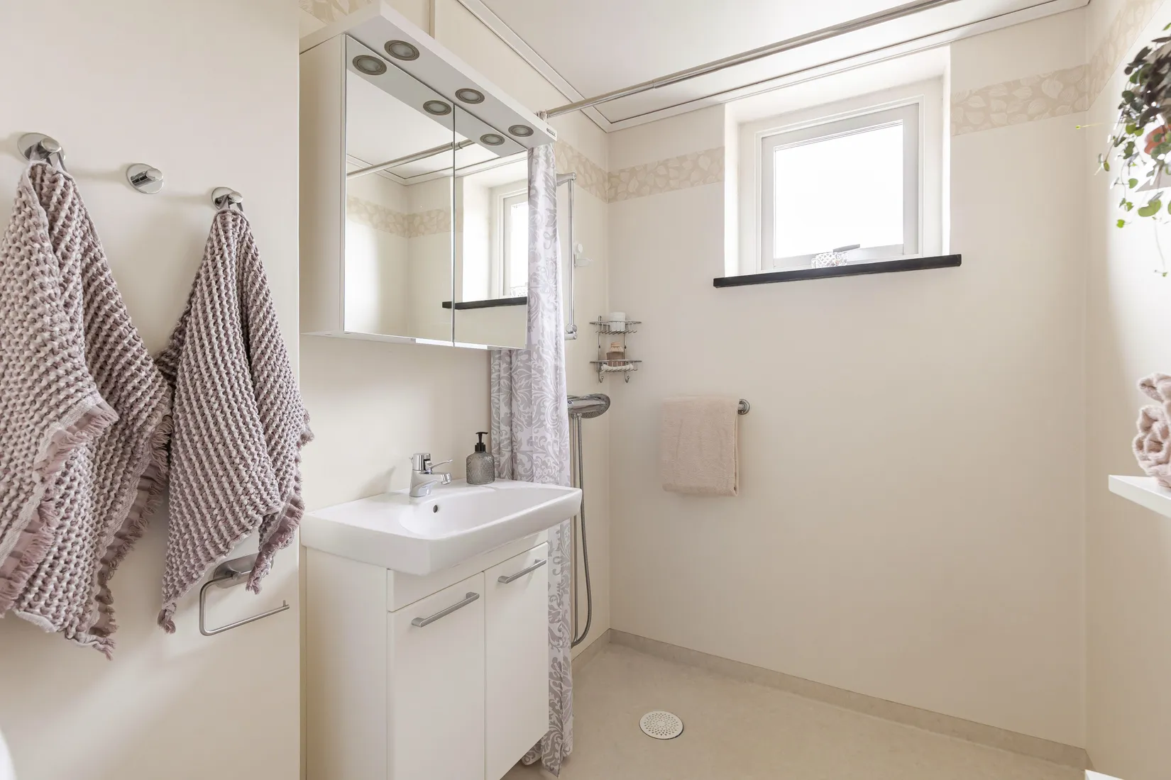 Bostadsrätt, Kvarnbergavägen 19, Åkers Styckebruk, Strängnäs