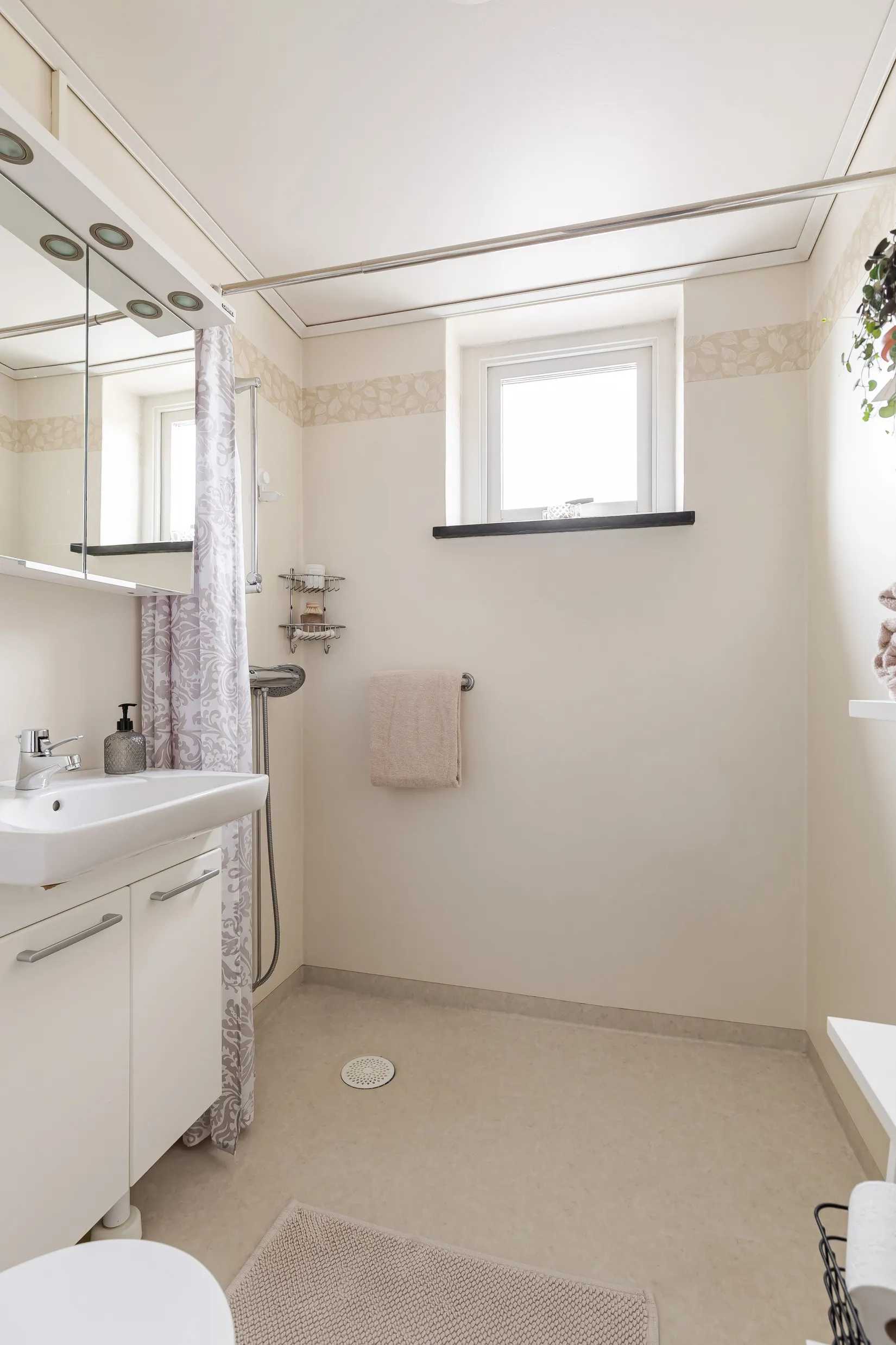 Bostadsrätt, Kvarnbergavägen 19, Åkers Styckebruk, Strängnäs