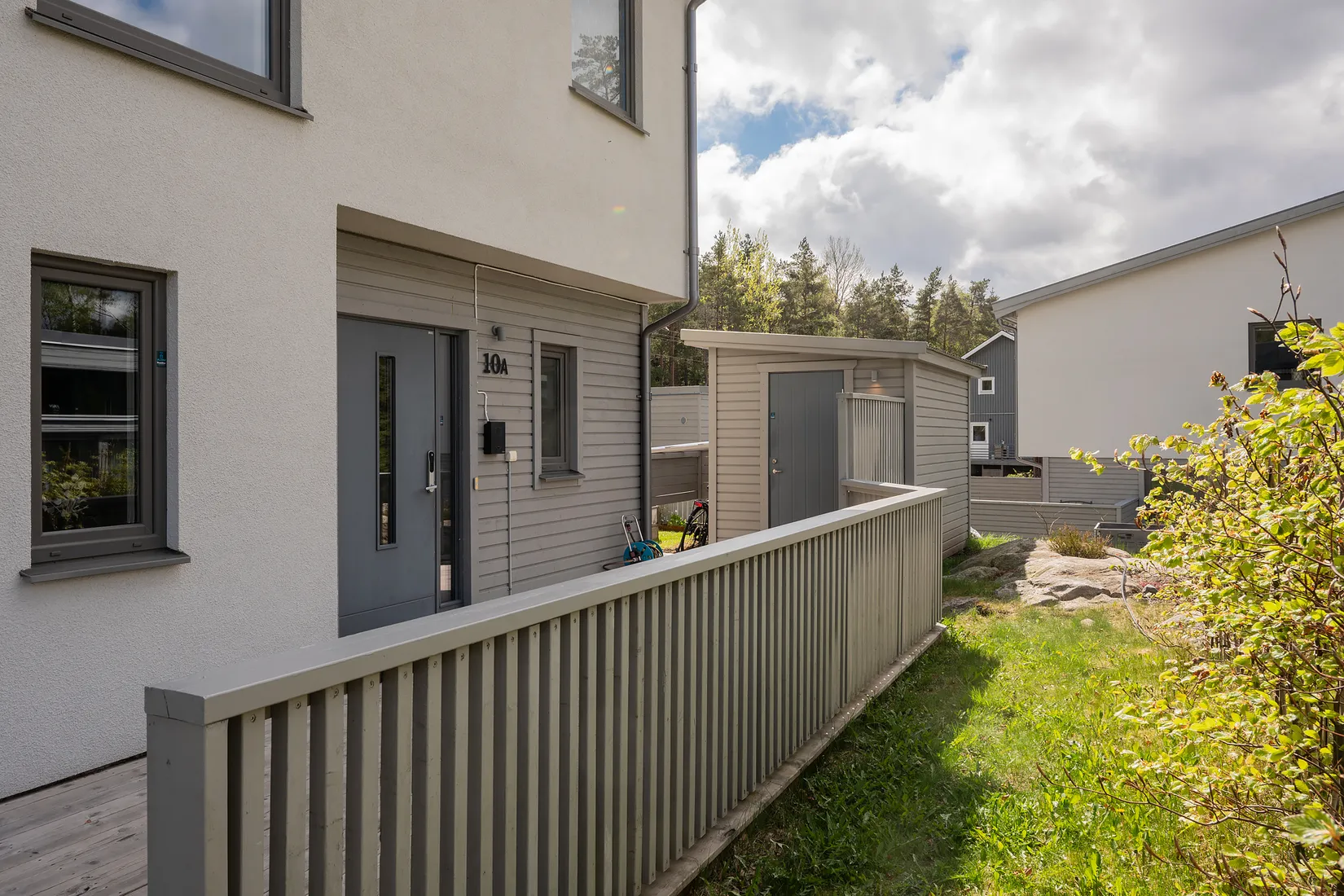 Radhus, Pantografvägen 10A, Högmora, Huddinge