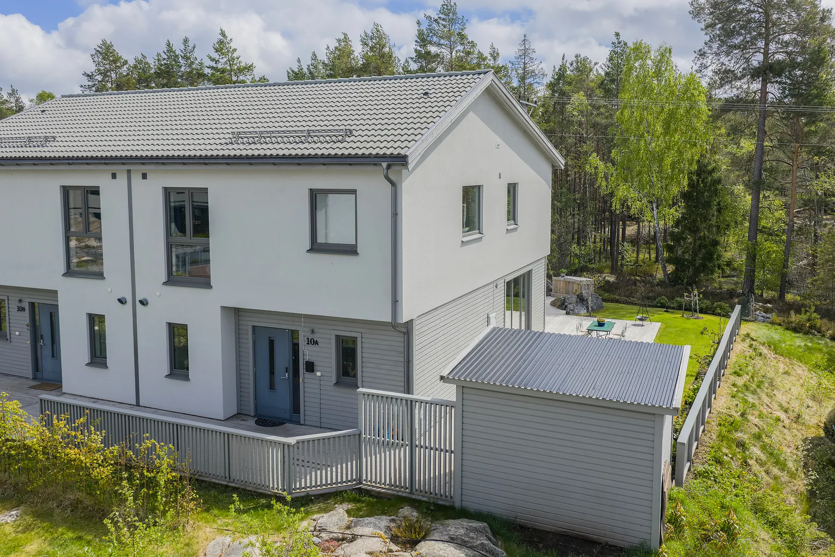 Radhus, Pantografvägen 10A, Högmora, Huddinge