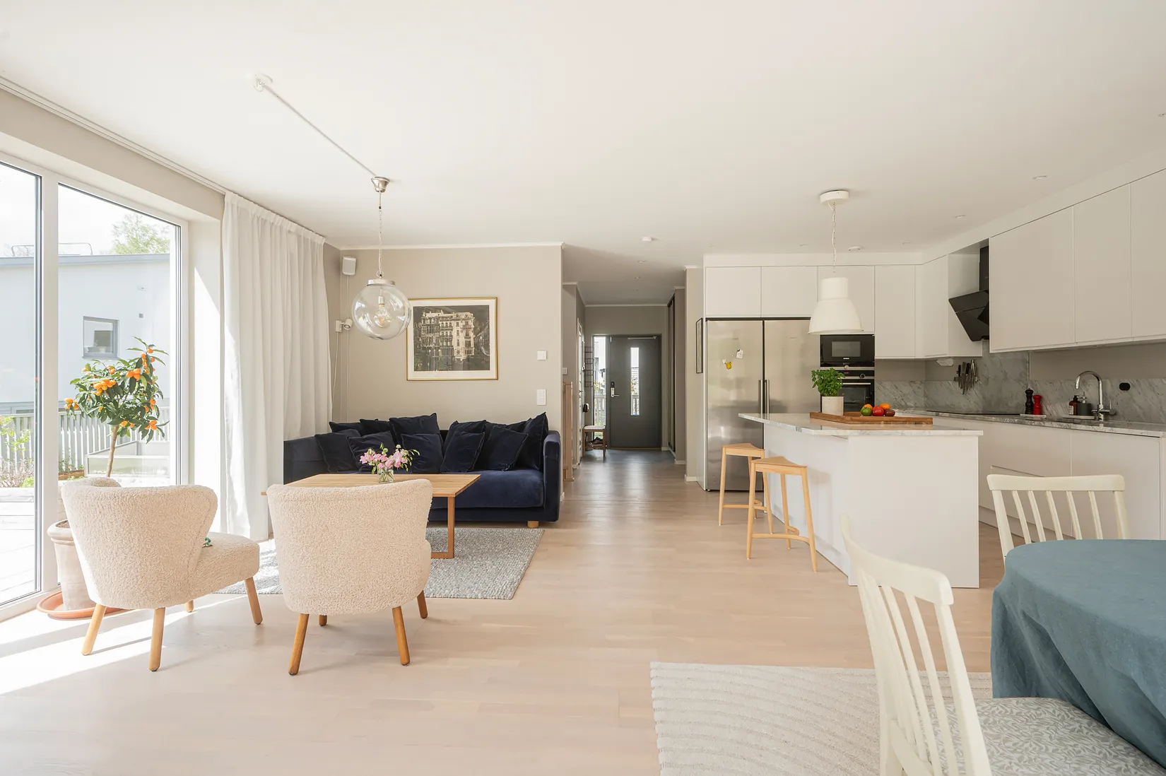 Radhus, Pantografvägen 10A, Högmora, Huddinge