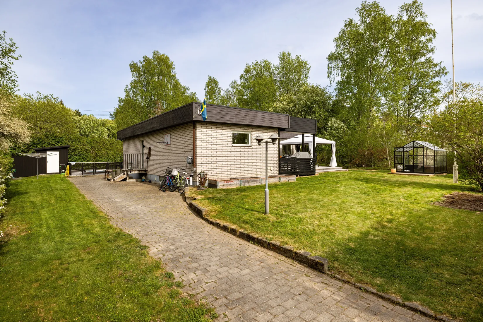 Villa, Slipvägen 12, Sanda, Strängnäs