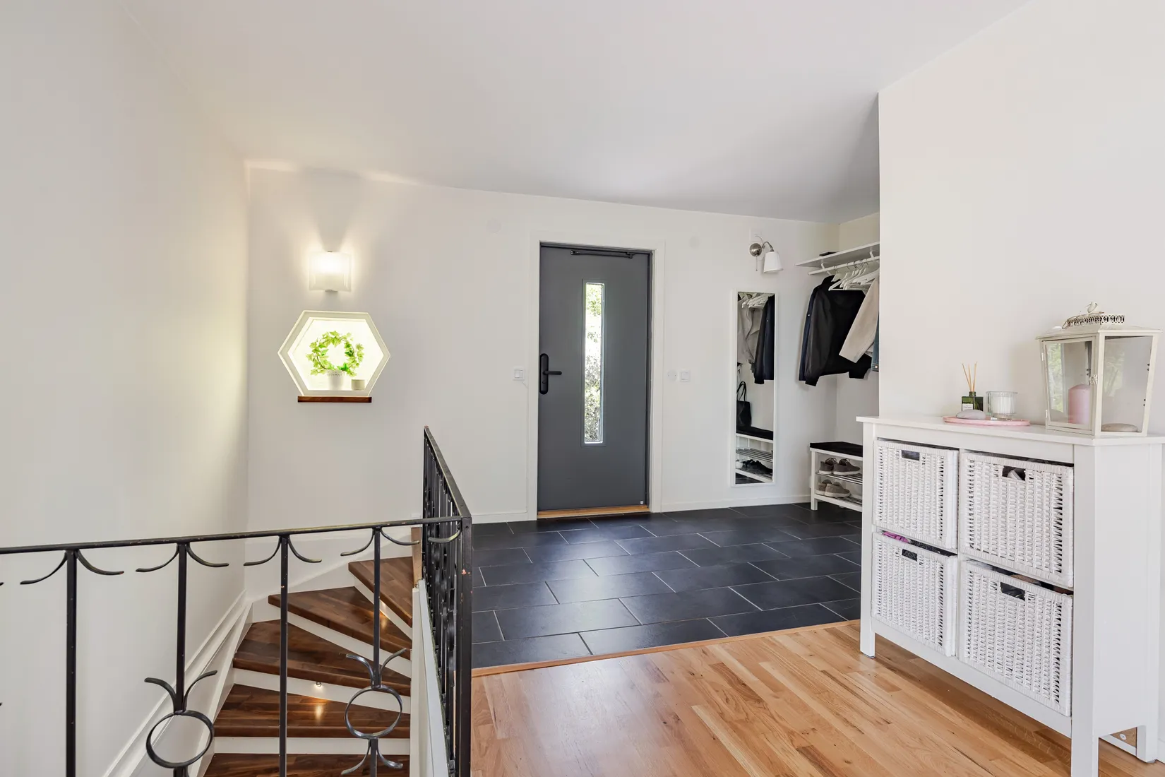 Villa, Slipvägen 12, Sanda, Strängnäs