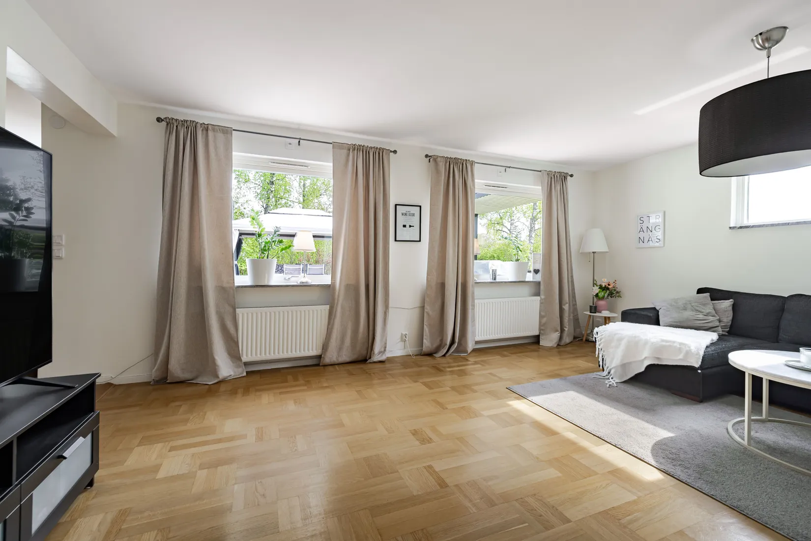 Villa, Slipvägen 12, Sanda, Strängnäs