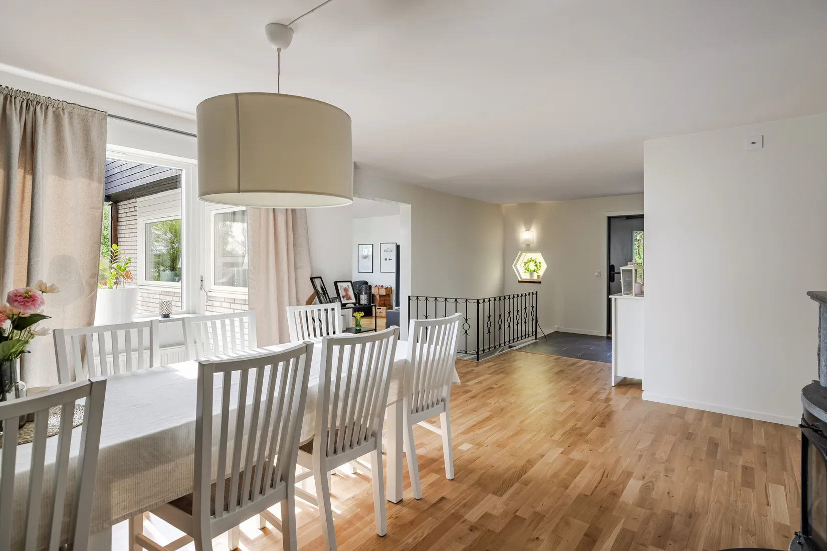 Villa, Slipvägen 12, Sanda, Strängnäs