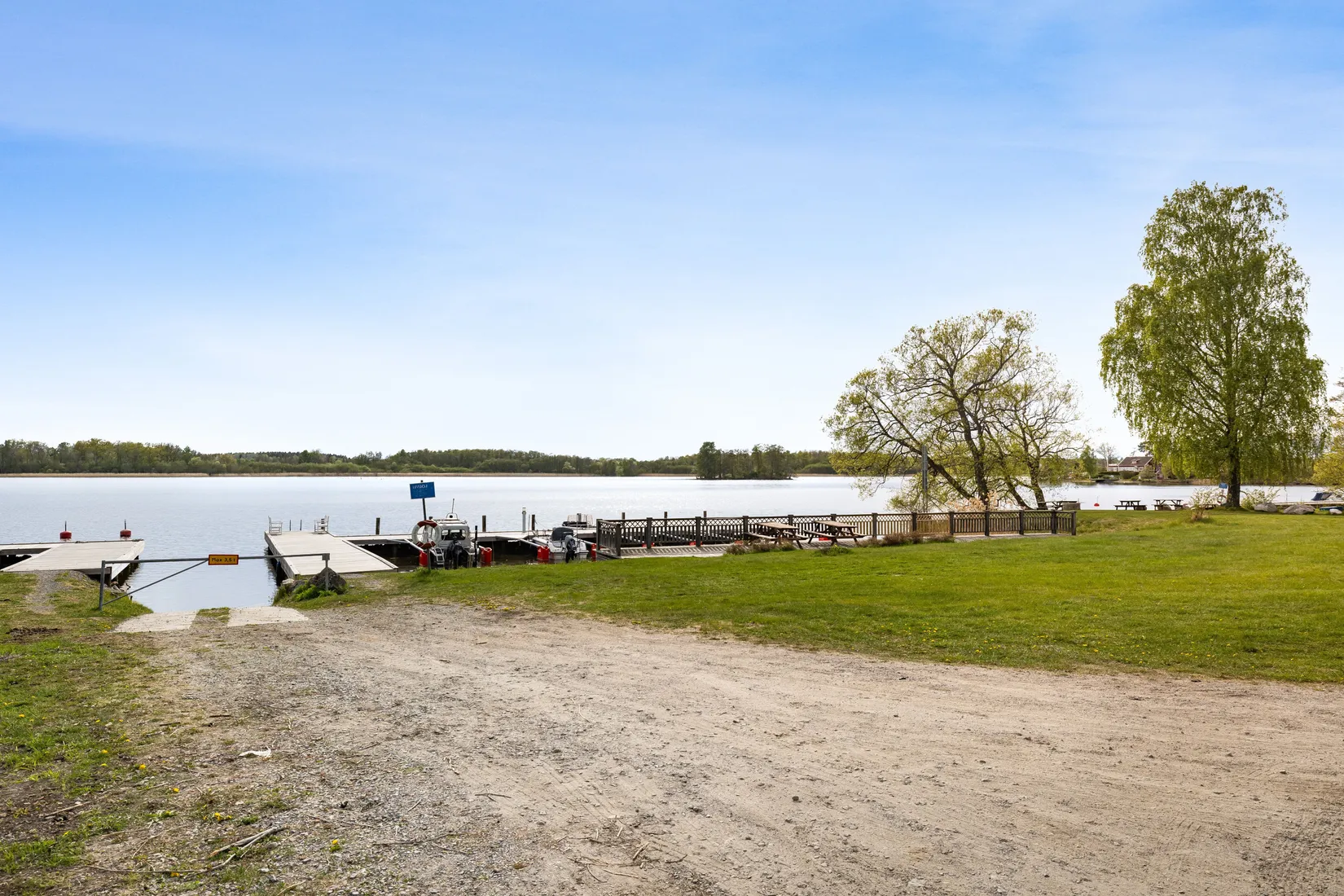 Villa, Slipvägen 12, Sanda, Strängnäs