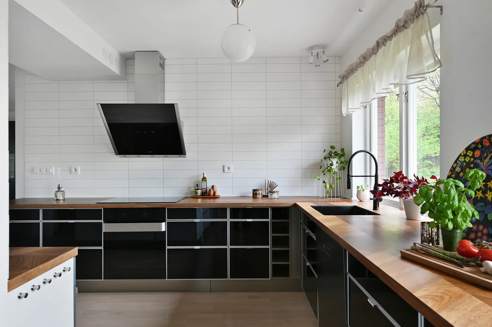 Villa, Järneksvägen 11, Nälsta, Stockholm