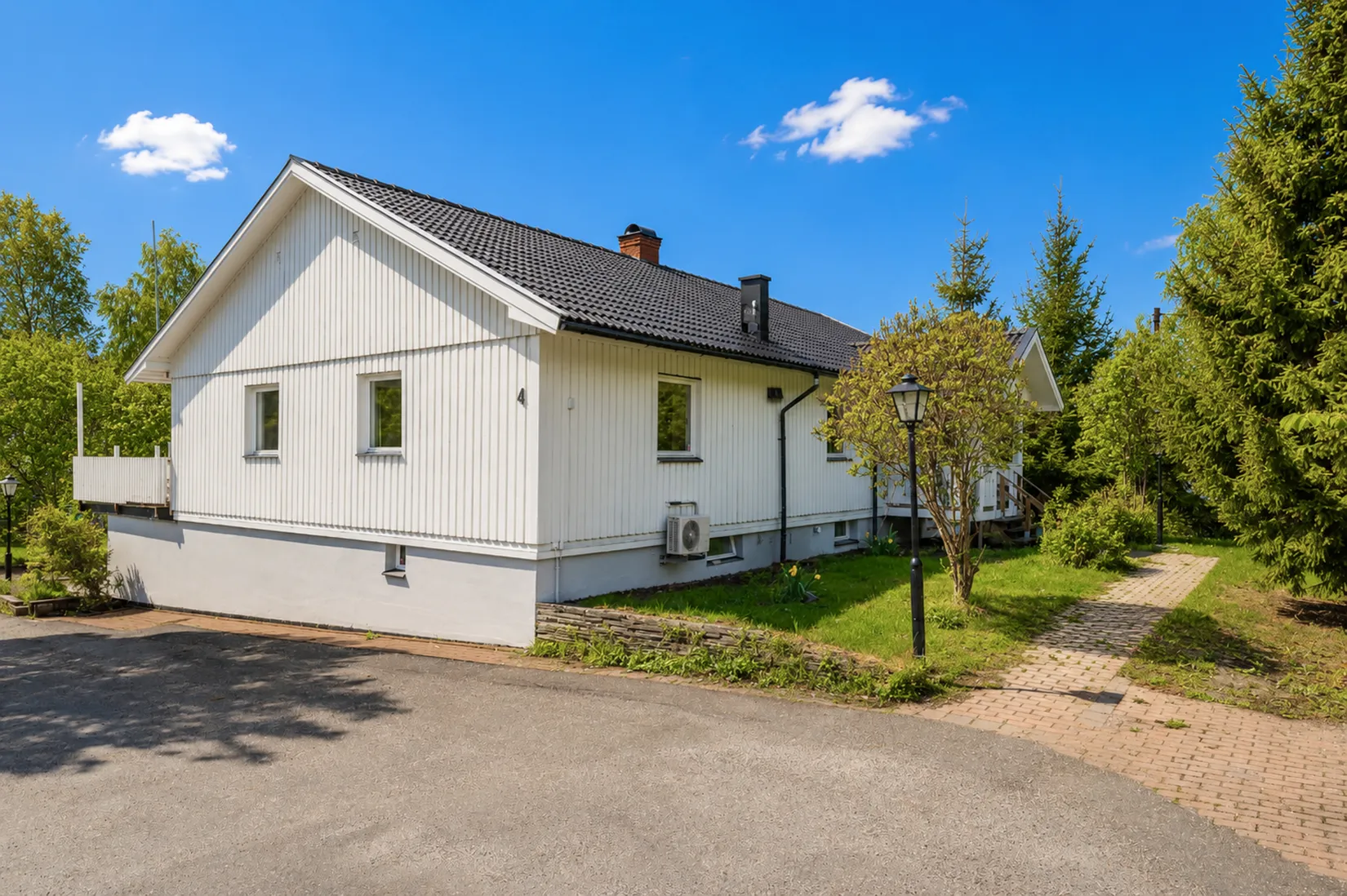 Villa, Vickbergavägen 4, Sylta - Kungsängen, Upplands-Bro