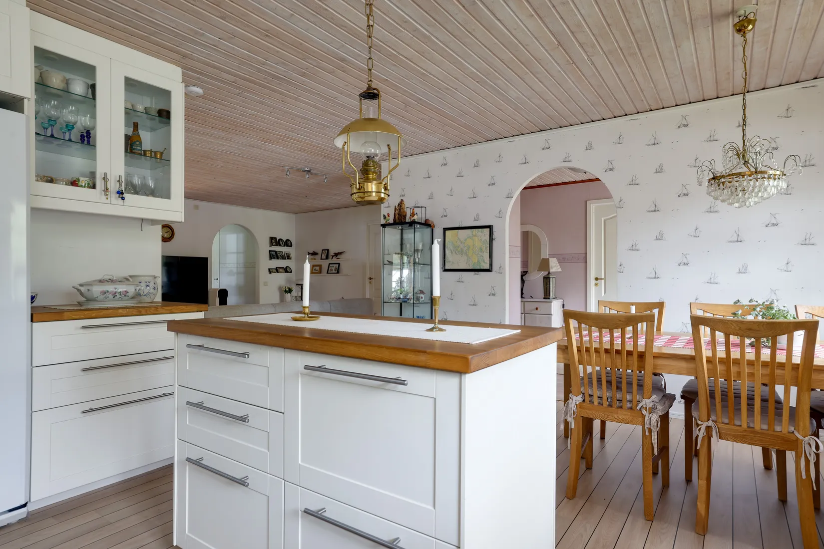 Villa, Vaktelvägen 71, Örebro