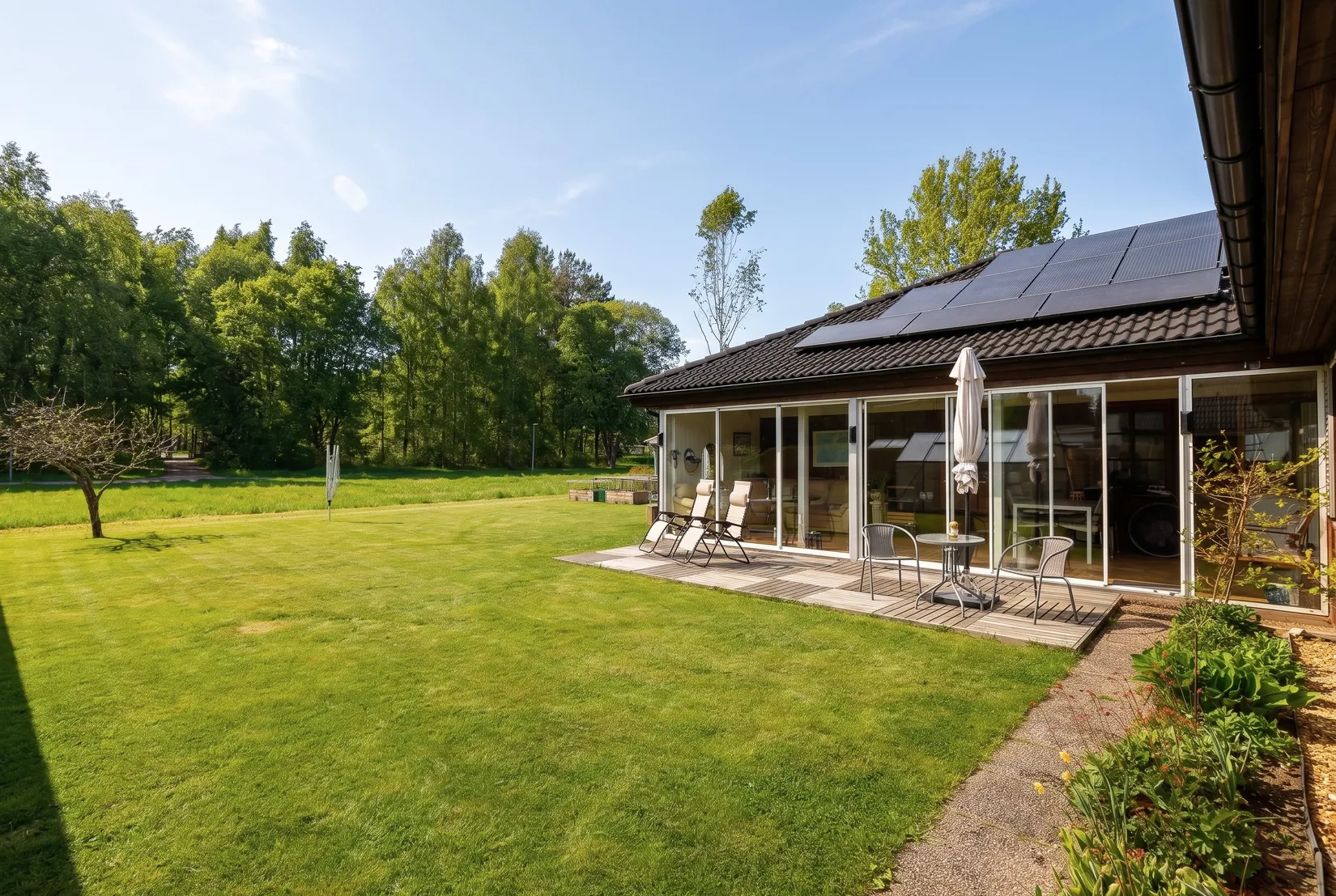 Villa, Vaktelvägen 71, Örebro