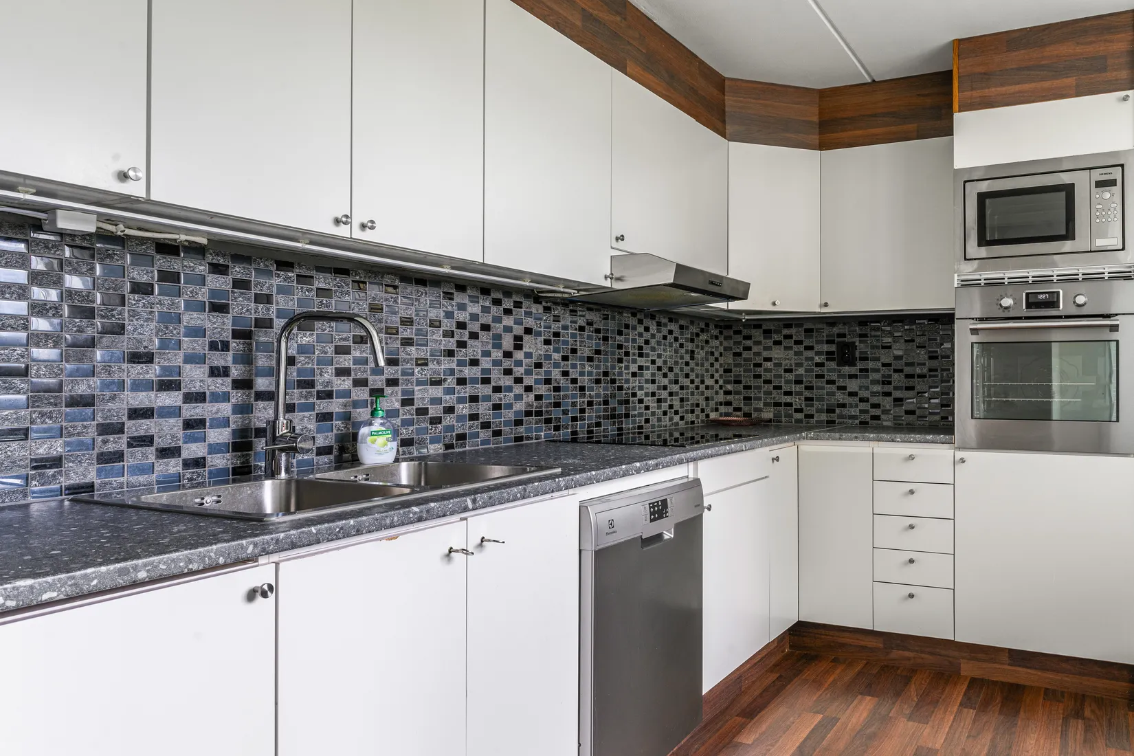 Bostadsrätt, Barnhusgatan 30, Prippska Tomten, Göteborg