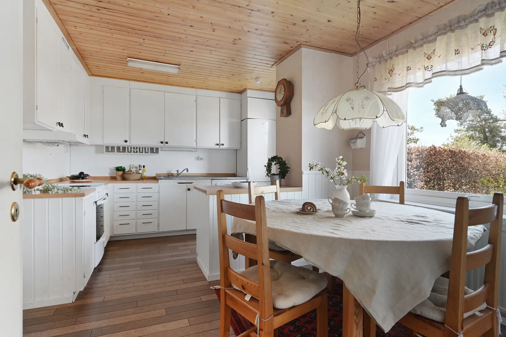 Villa, Radhus, Apollovägen 23, Skälby, Järfälla