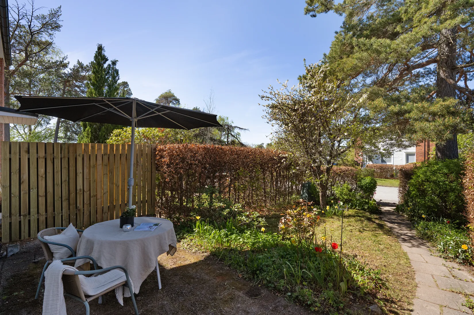 Villa, Radhus, Apollovägen 23, Skälby, Järfälla
