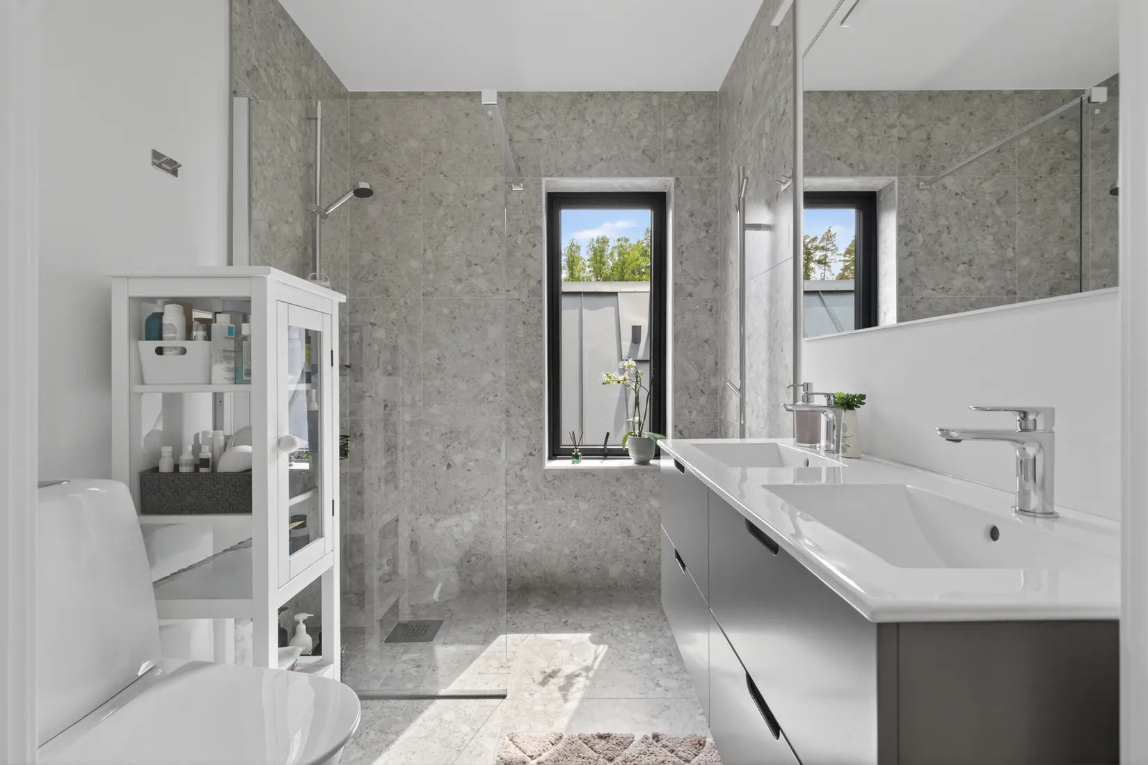 Bostadsrätt, Radhus, Svinningeuddsvägen  12K, Svinninge, Österåker