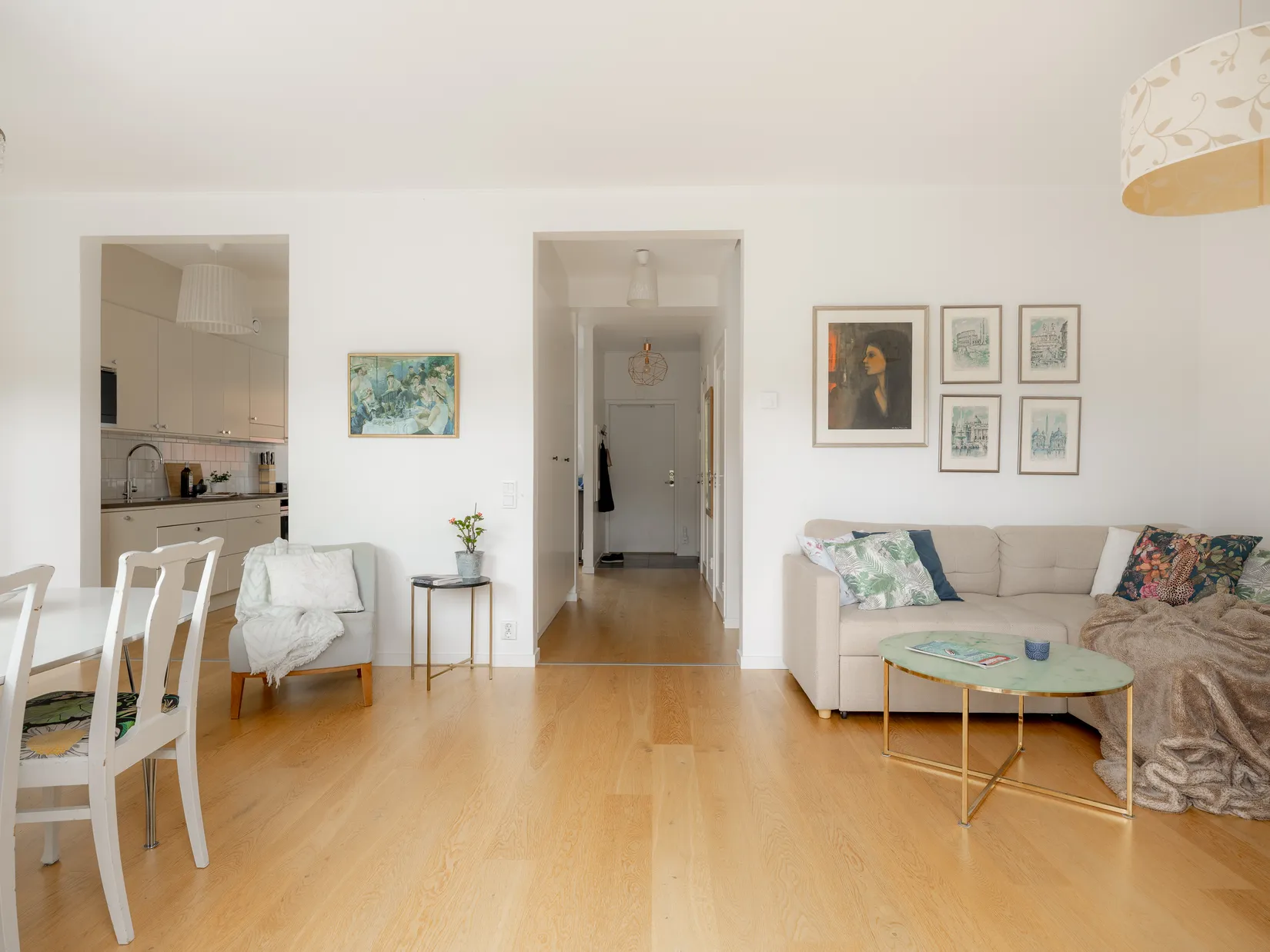 Radhus, Rådans Gårdsväg 48, Silverdal, Sollentuna