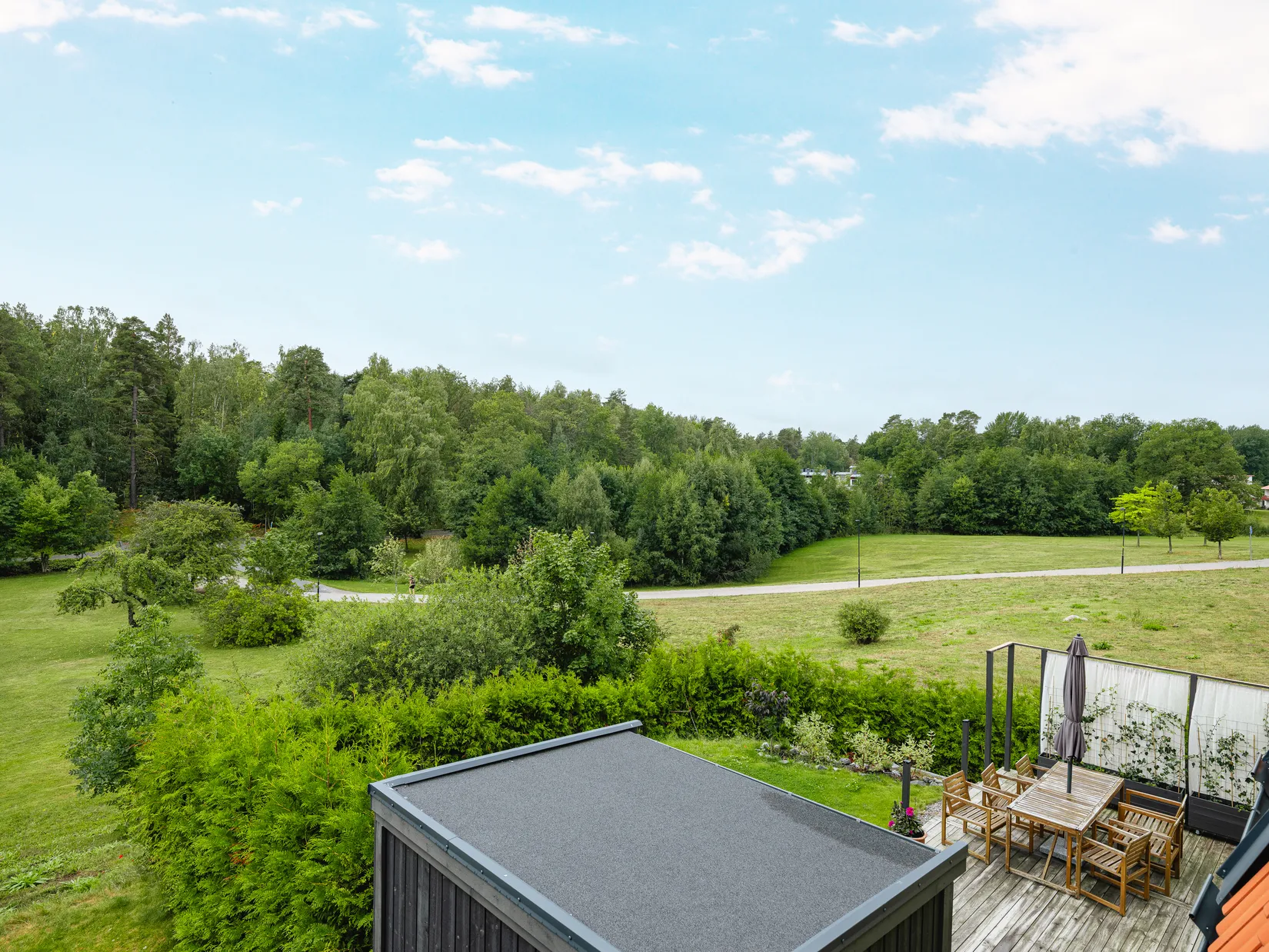 Radhus, Rådans Gårdsväg 48, Silverdal, Sollentuna