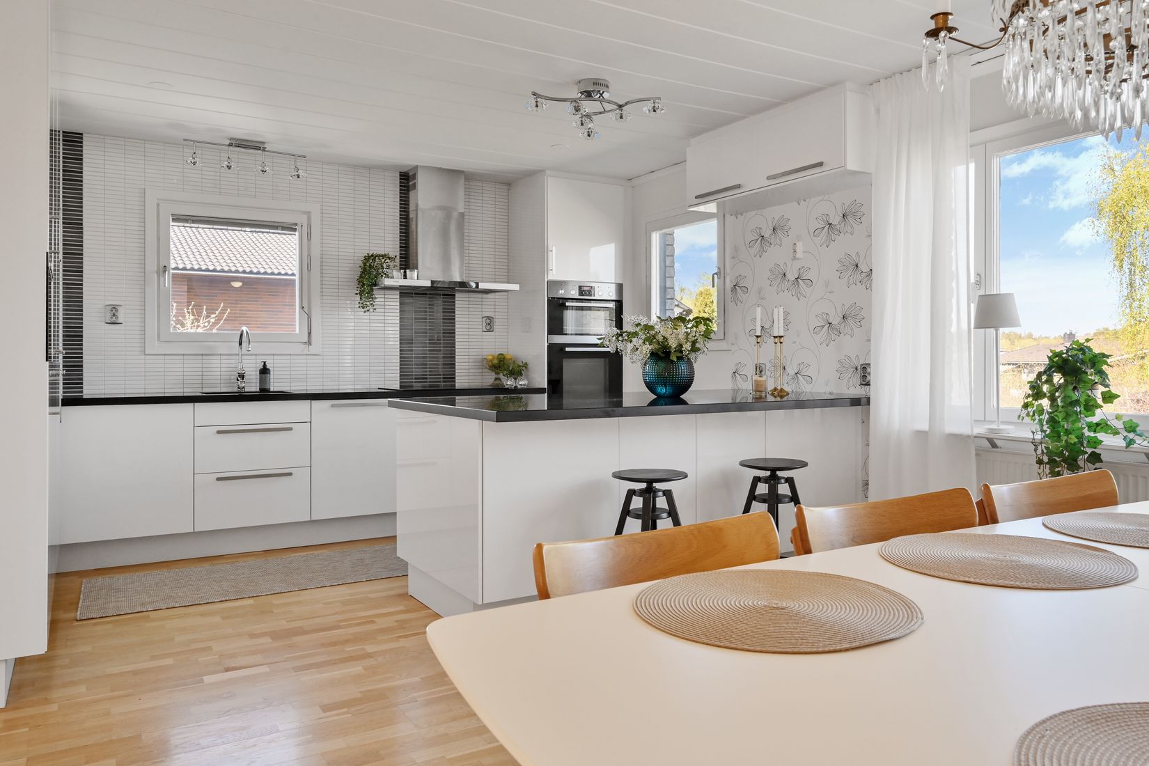 Villa, Dingtunagränd 11, Brunnby Vik, Upplands Väsby
