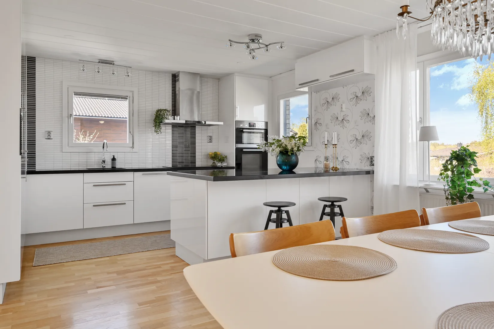Villa, Dingtunagränd 11, Brunnby Vik, Upplands Väsby