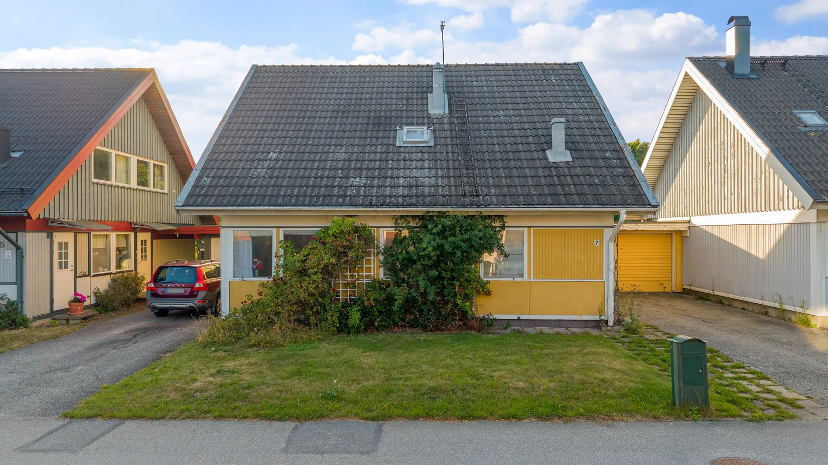 Radhus, Hyvelgränd 7, Haninge
