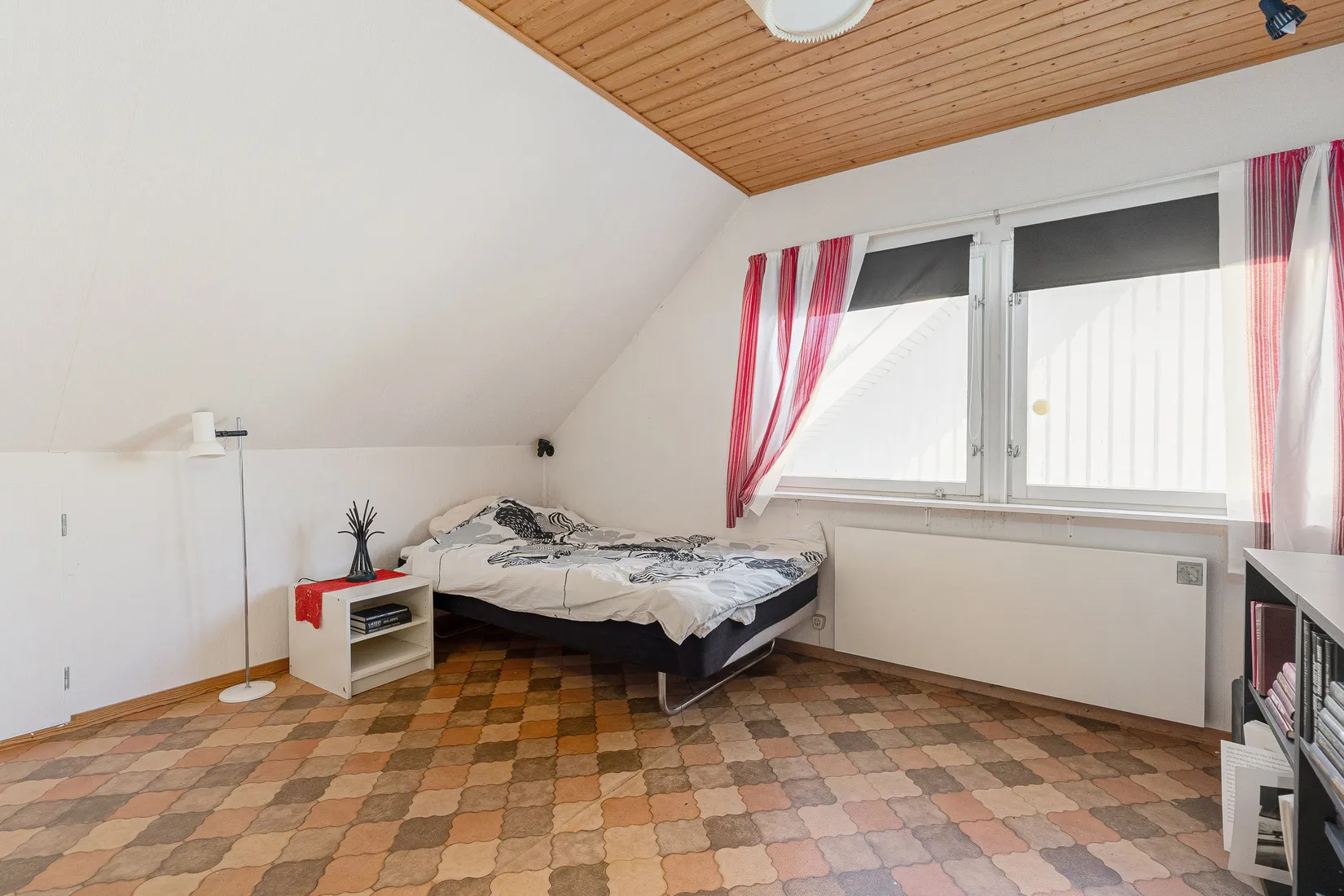 Radhus, Hyvelgränd 7, Haninge