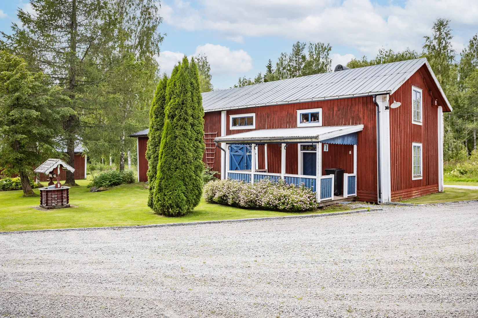 Gård/Skog, Storhullsjön 445, Sundsvall